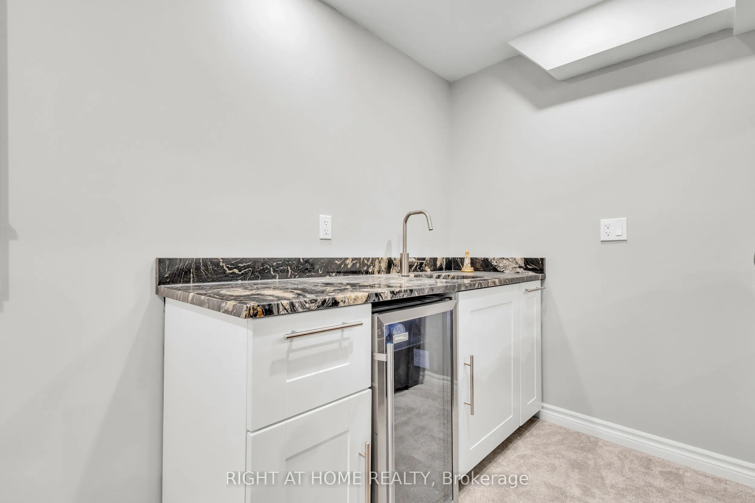 170 DEWITT Road, #30