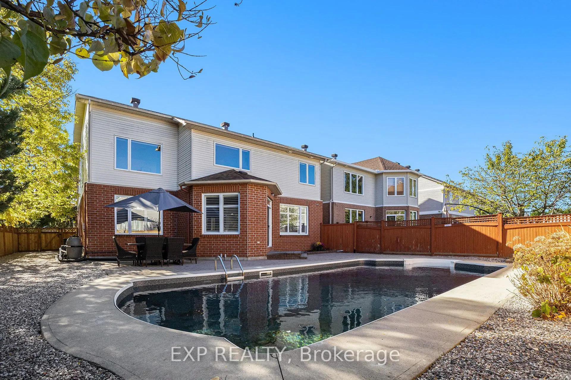 2400 Des Pruches Avenue