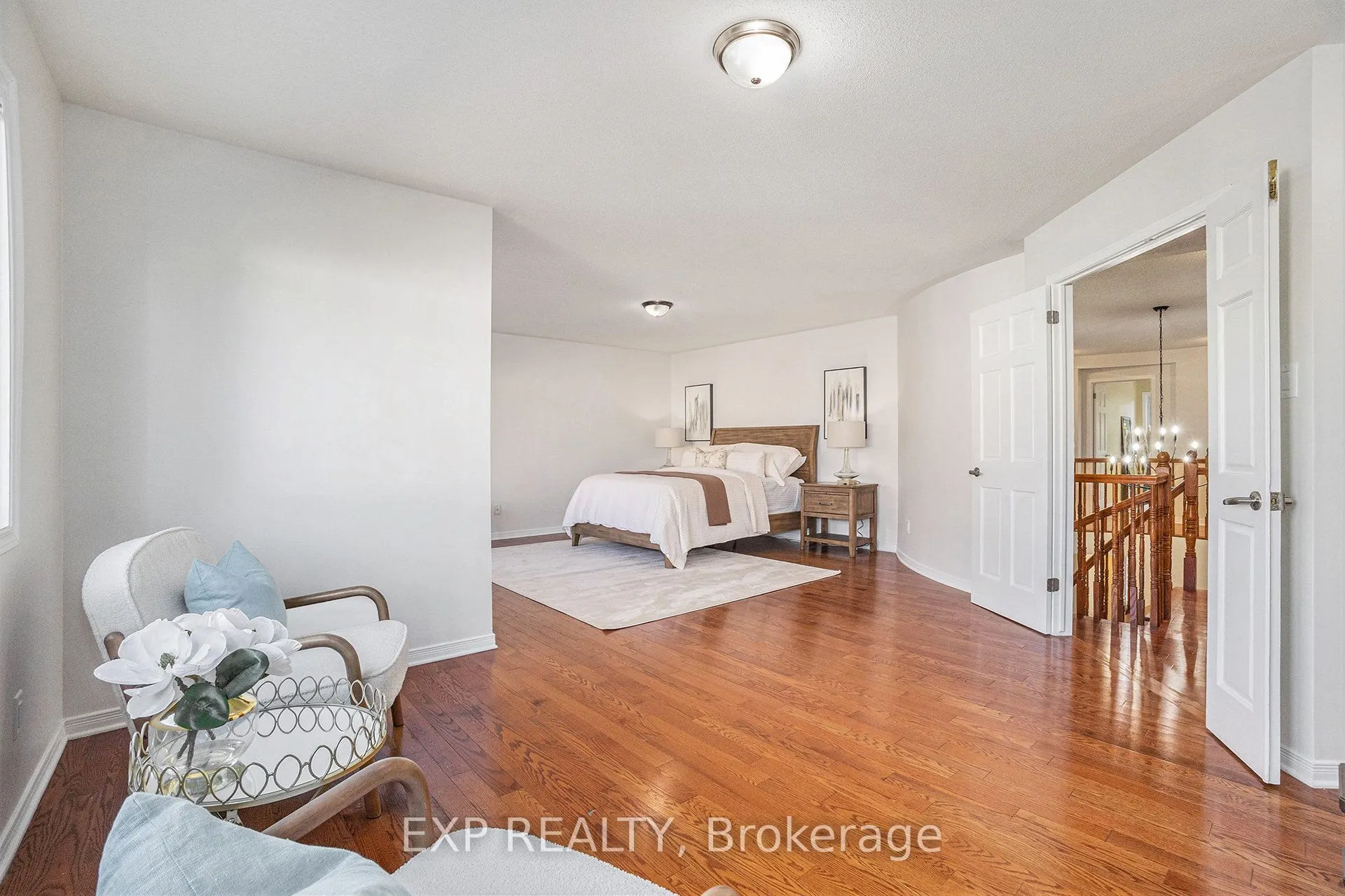 2400 Des Pruches Avenue
