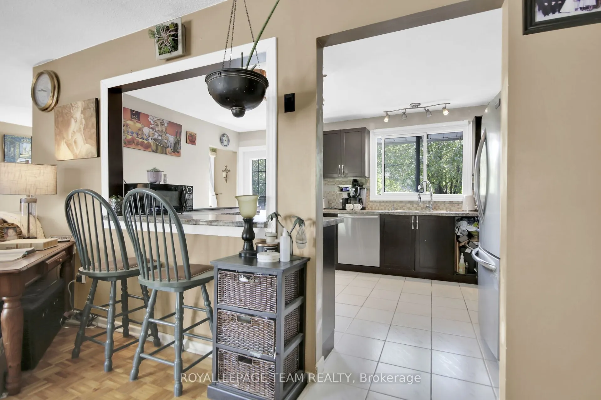 64 Owlshead Road