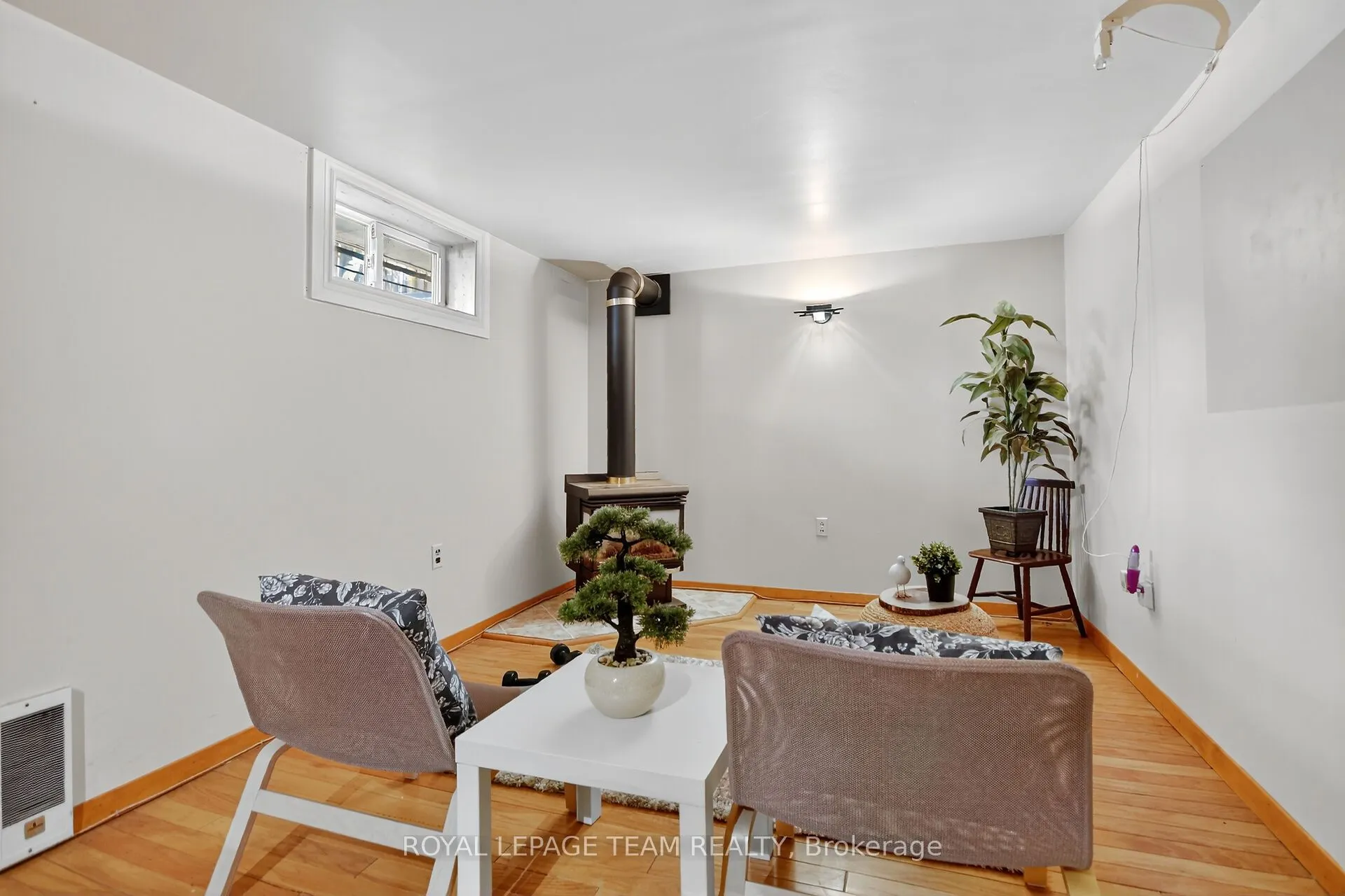 64 Owlshead Road