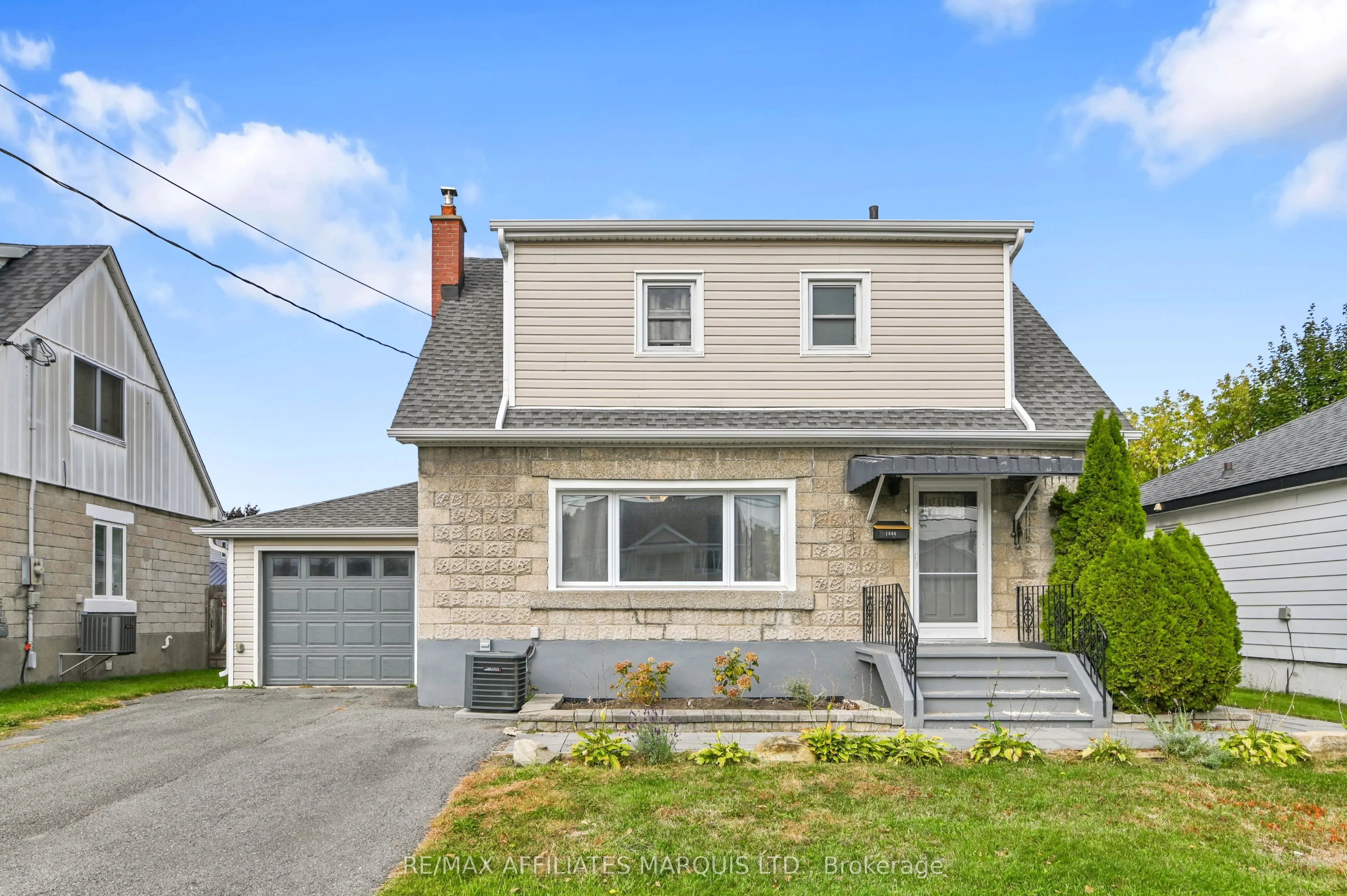 1006 SECOND Street E