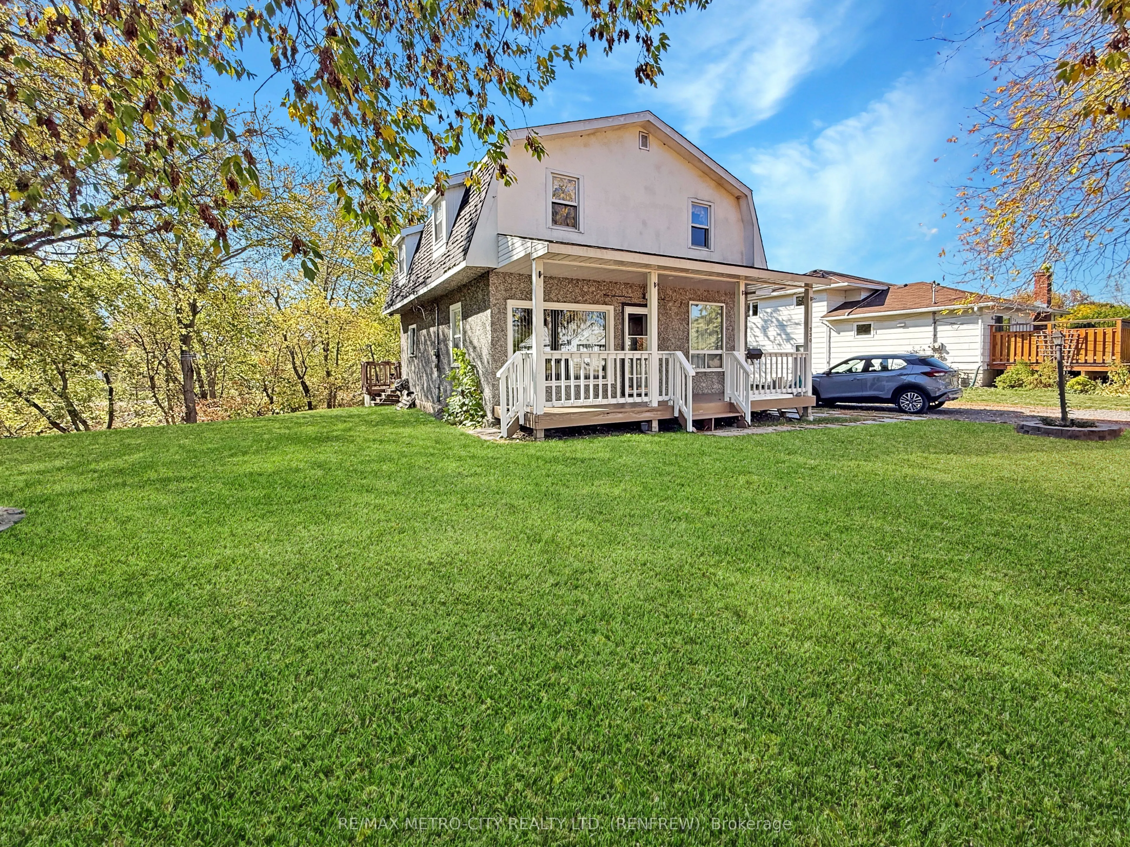 330 McLean Street