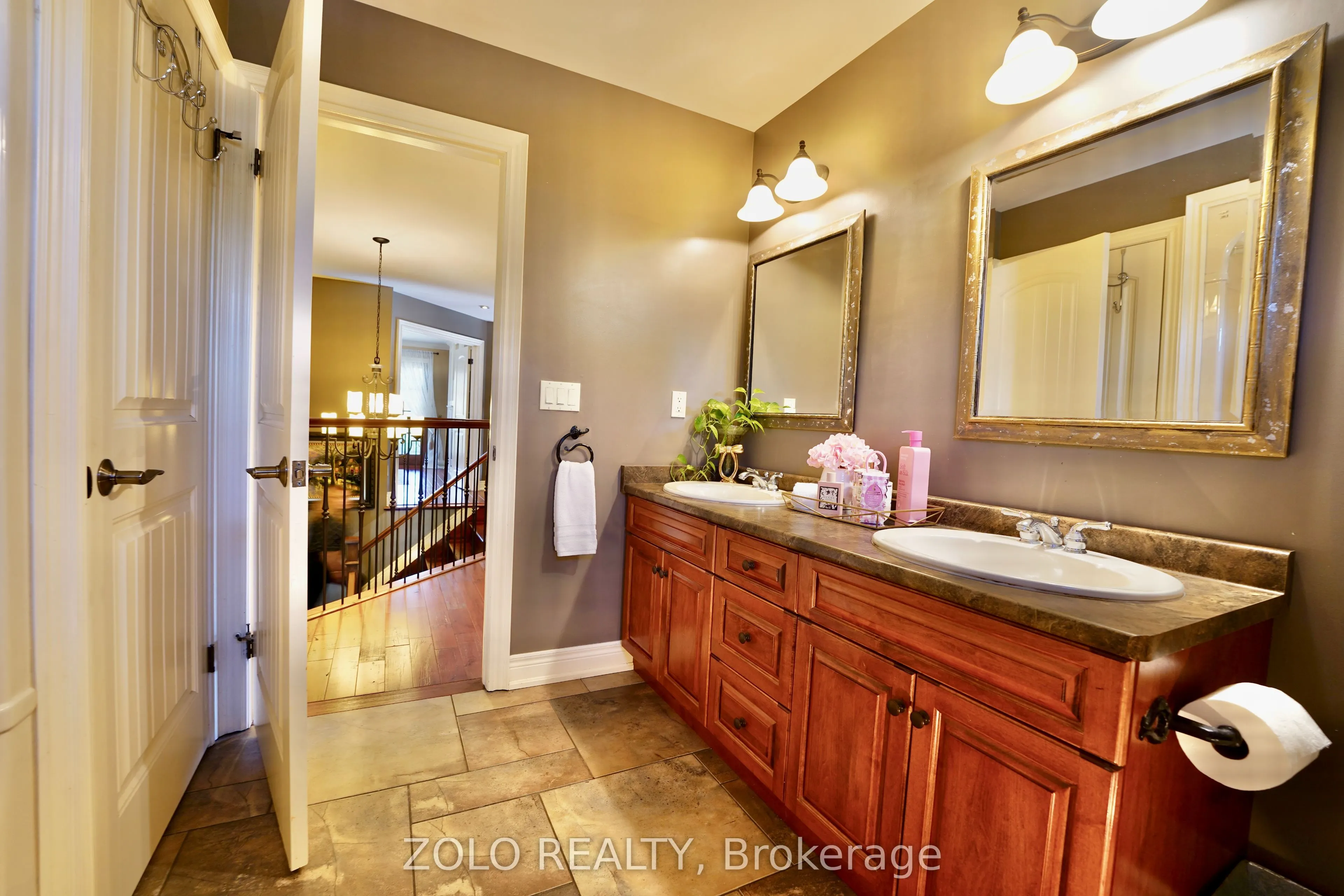 4658 Lyons Parkway