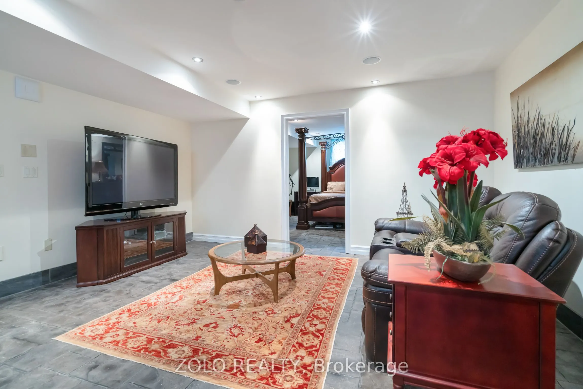 4658 Lyons Parkway