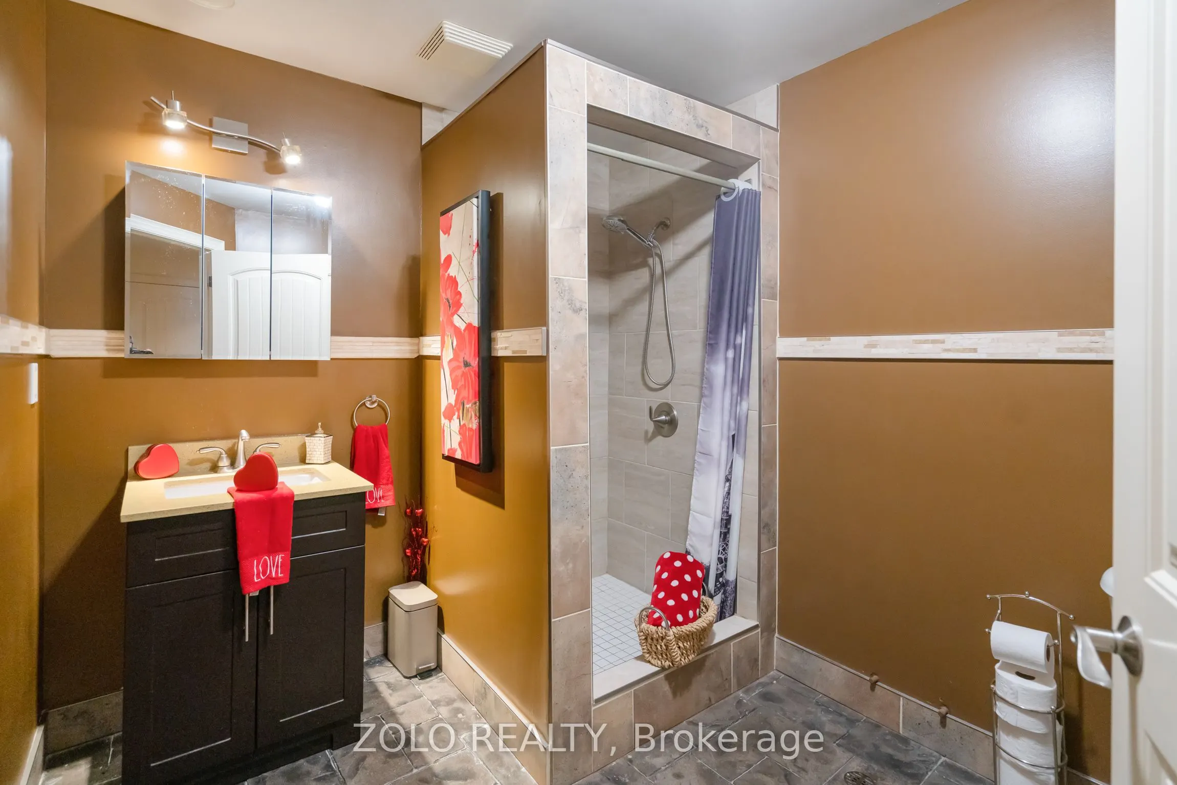 4658 Lyons Parkway