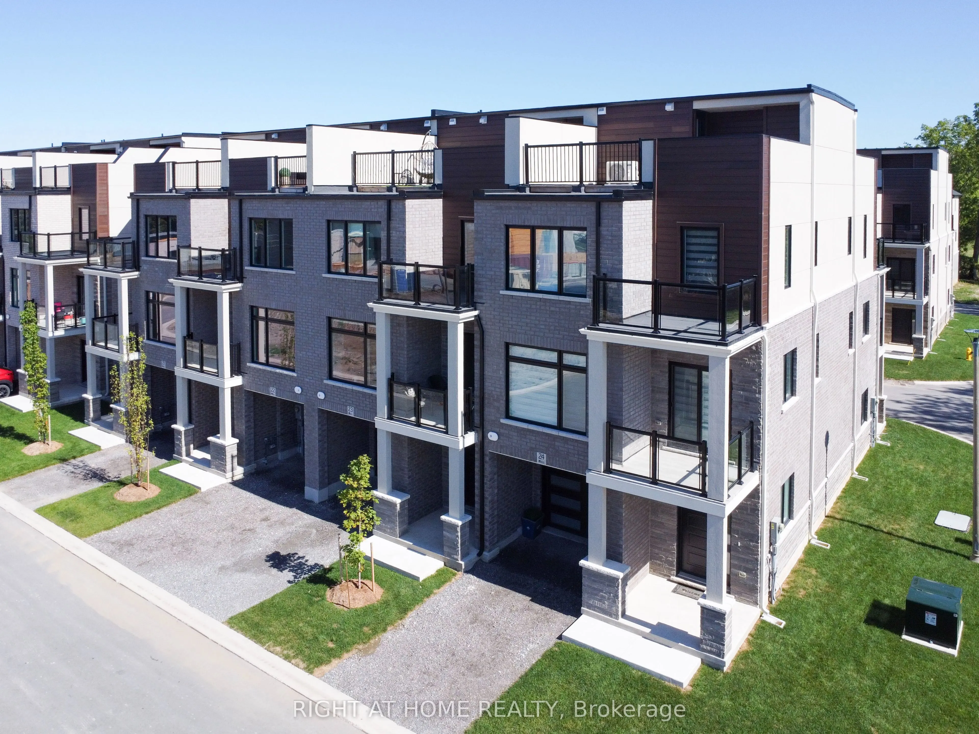 292 VINE Street, #23