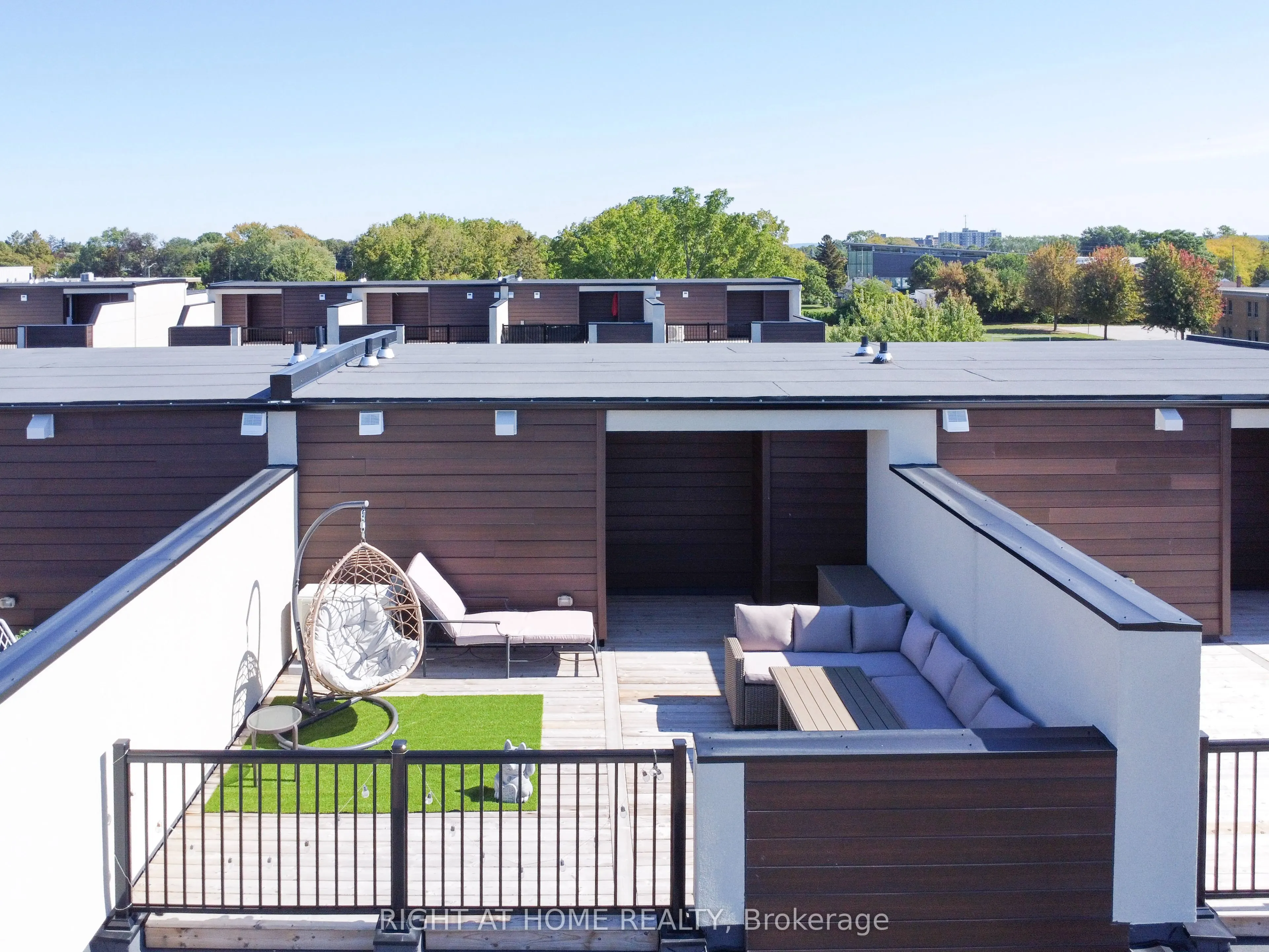292 VINE Street, #23