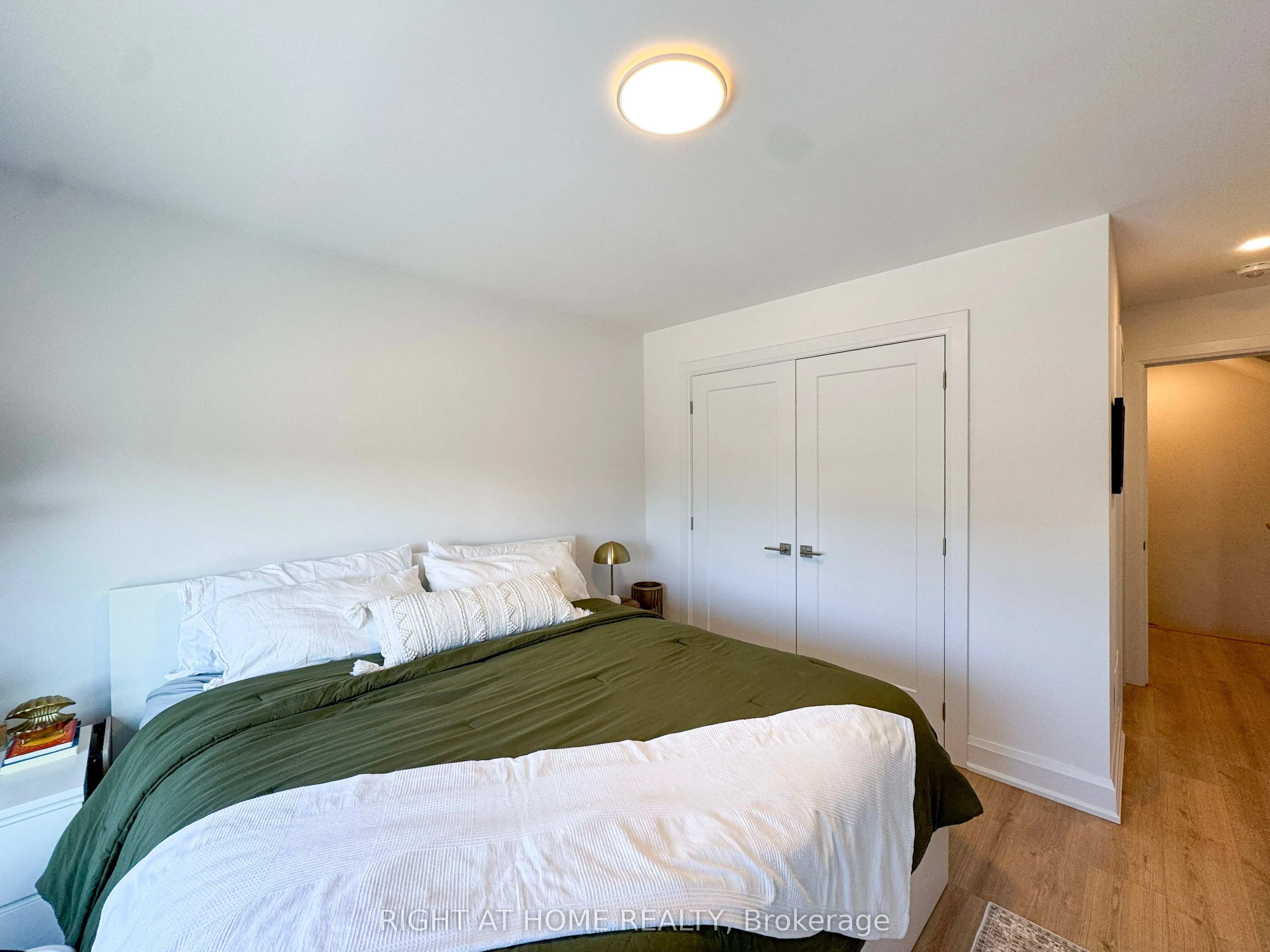 292 VINE Street, #23