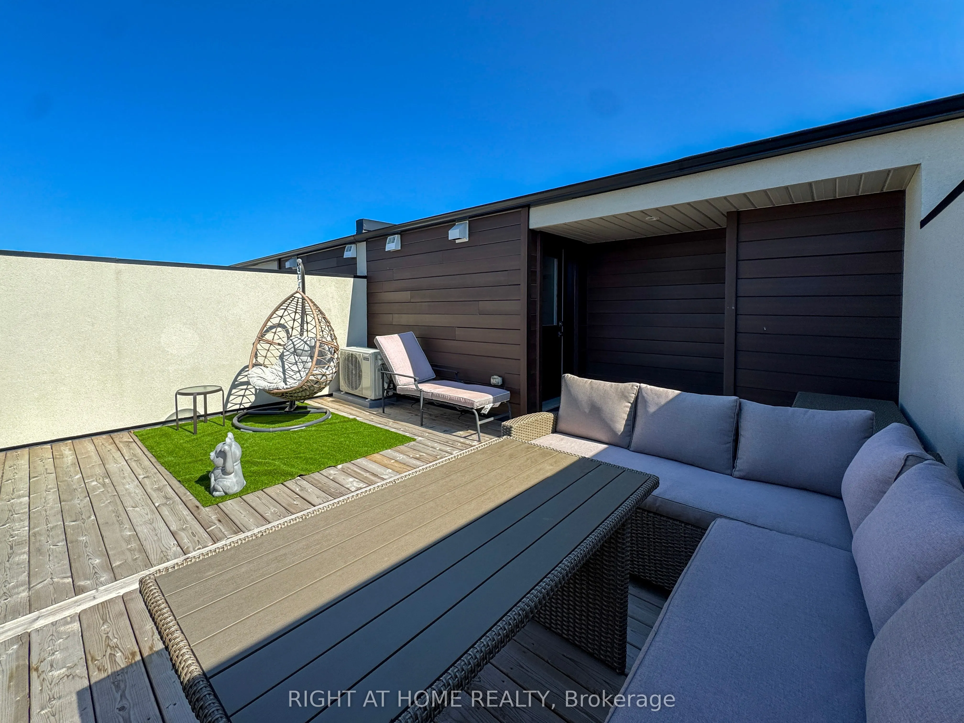 292 VINE Street, #23