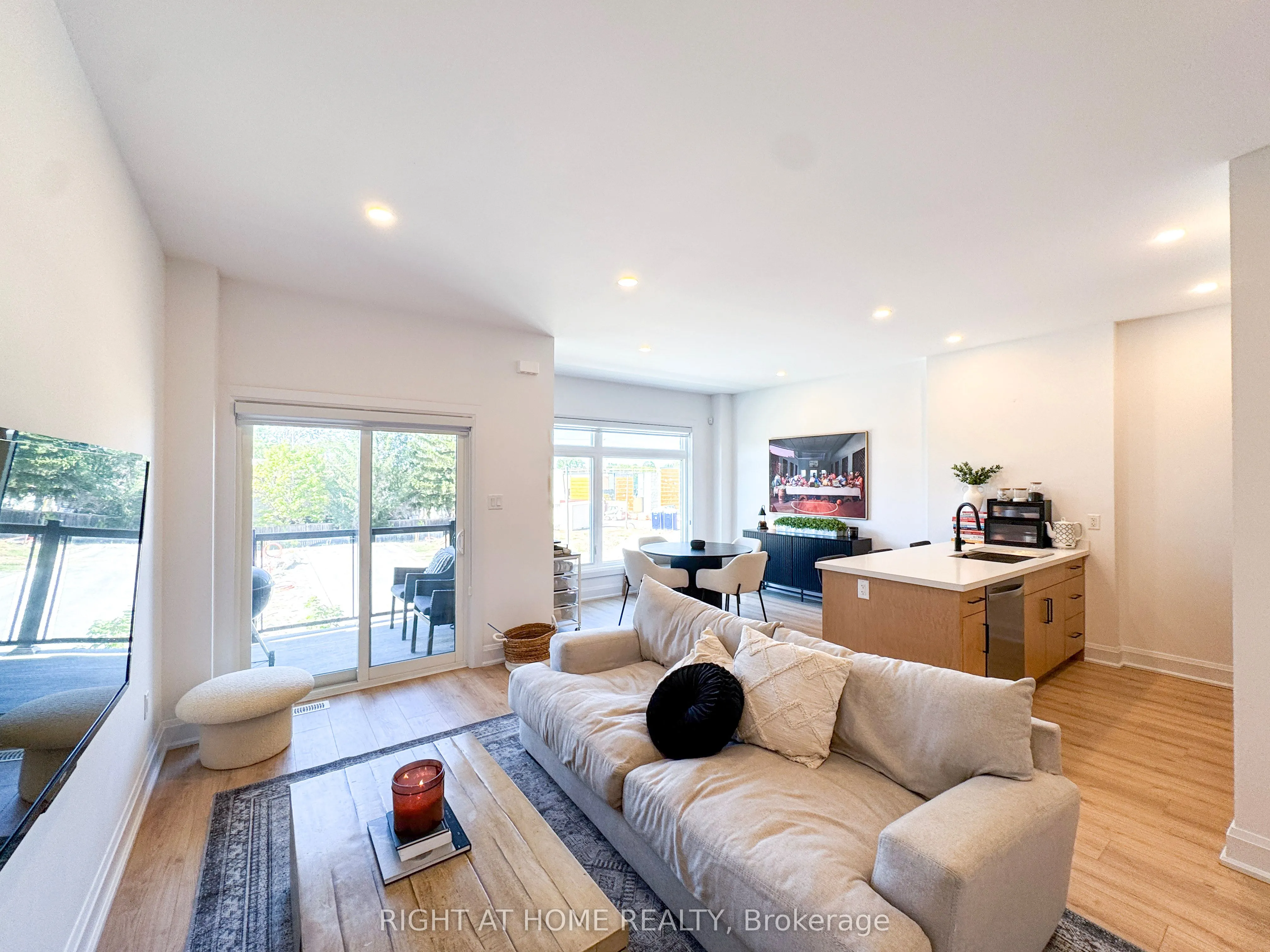 292 VINE Street, #23