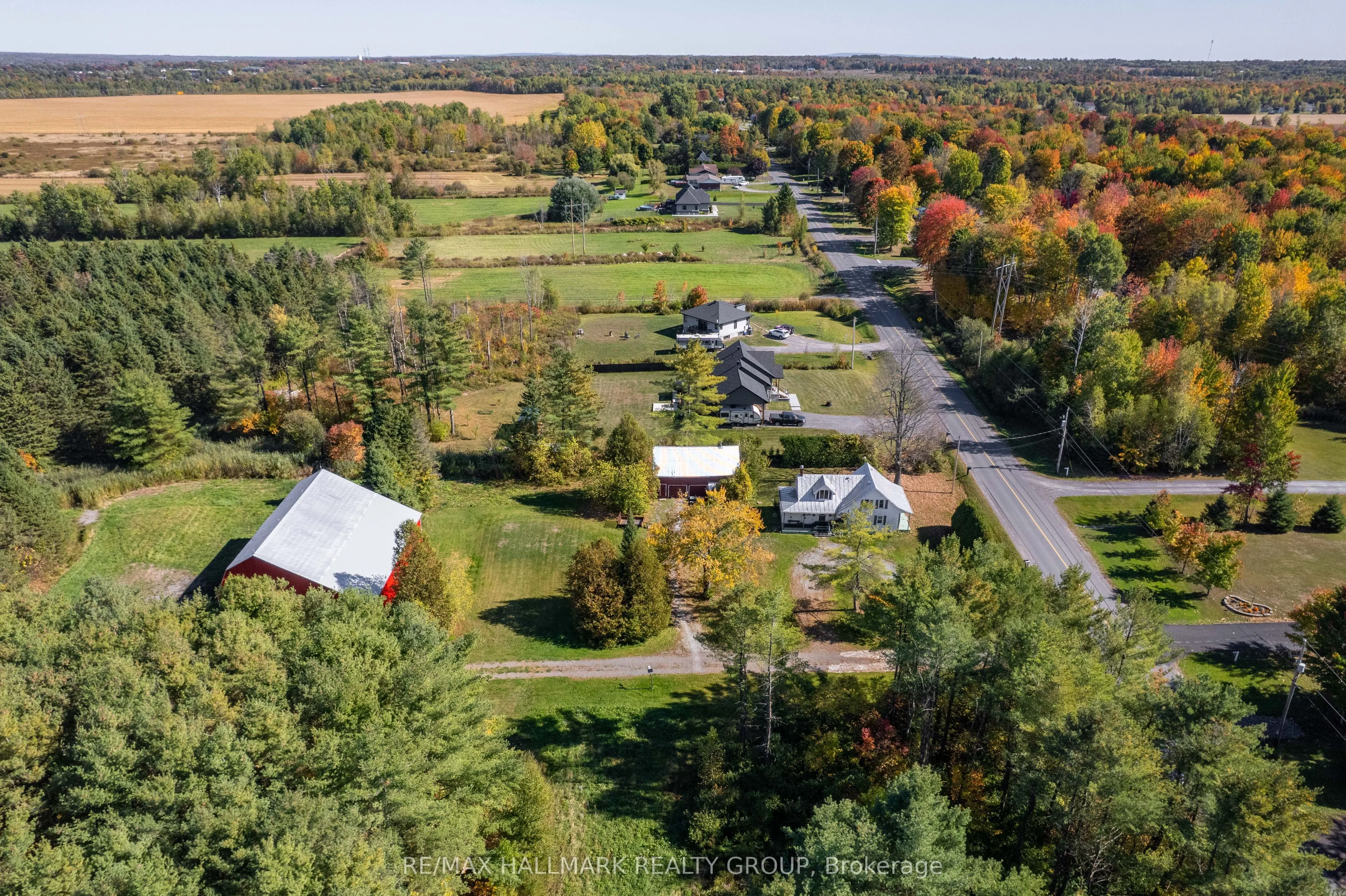 1677 Ste Anne Road