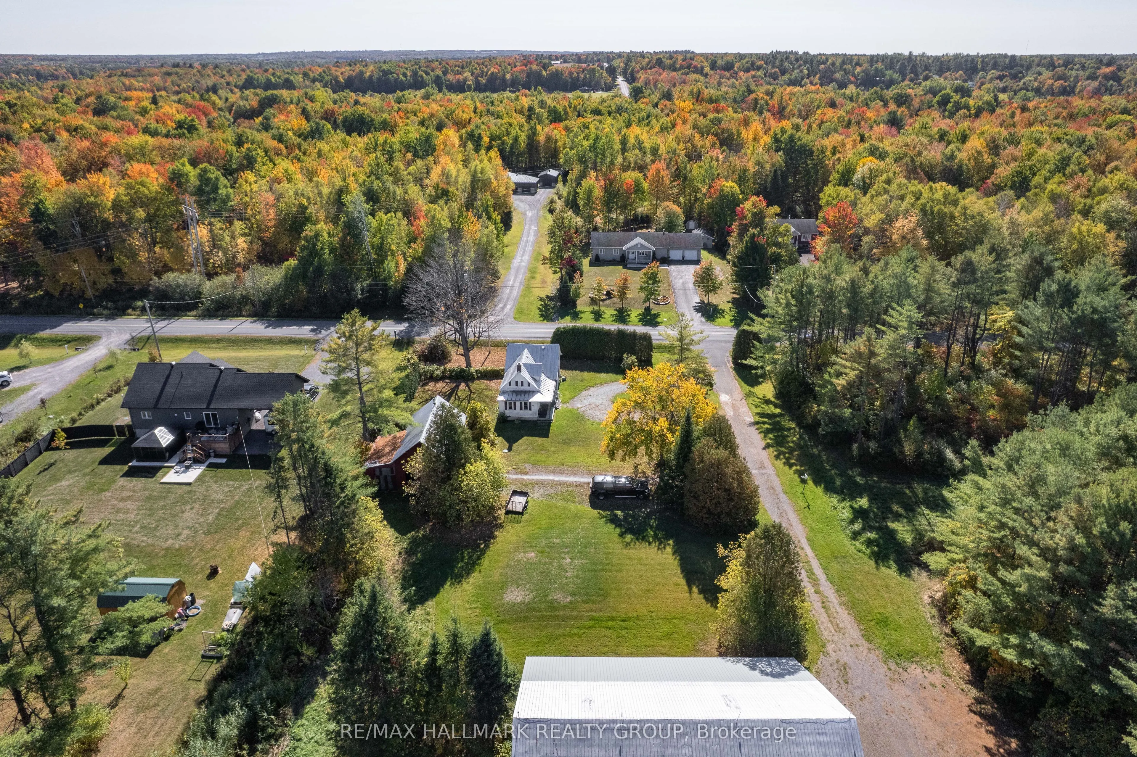1677 Ste Anne Road