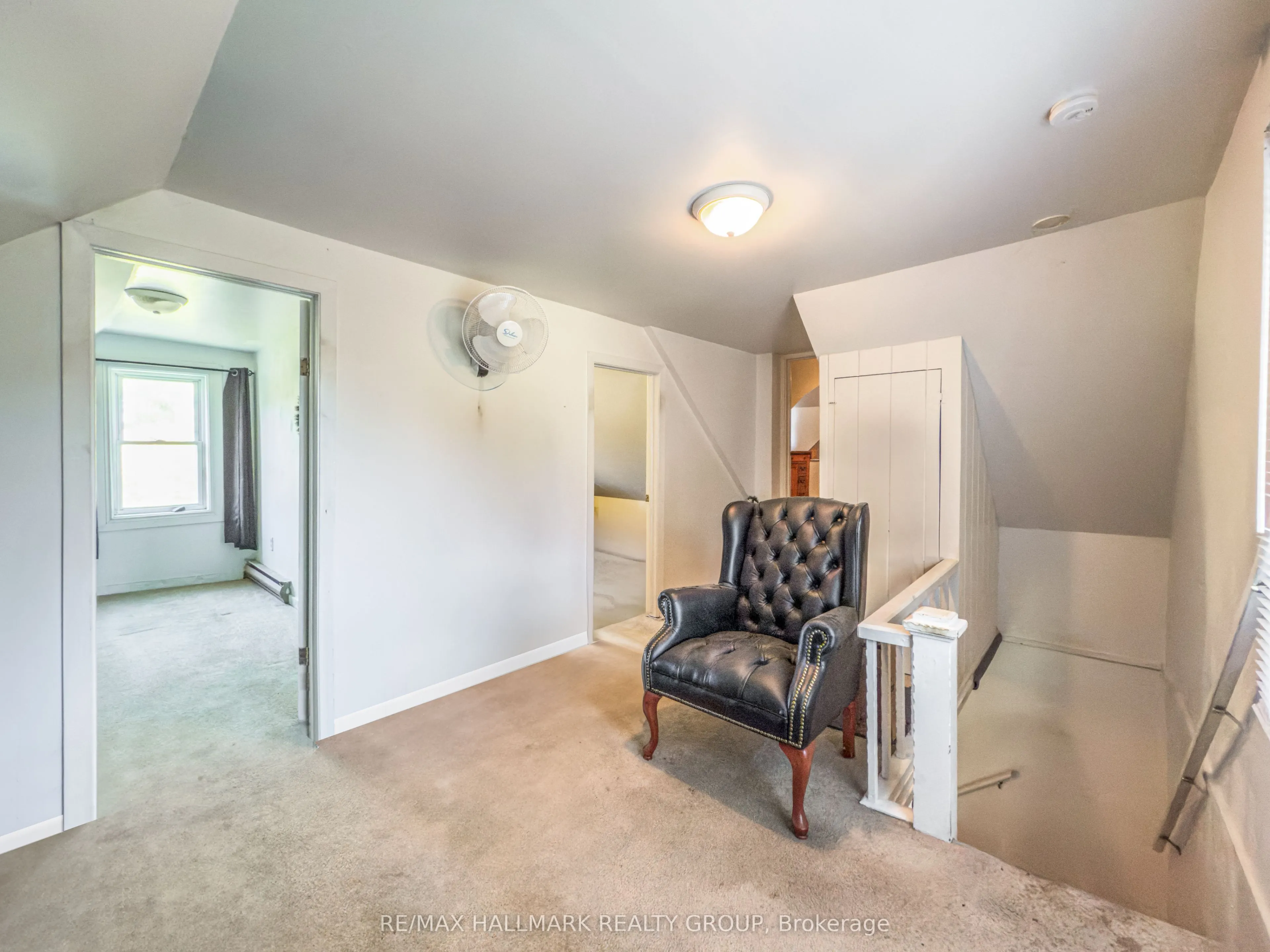 1677 Ste Anne Road