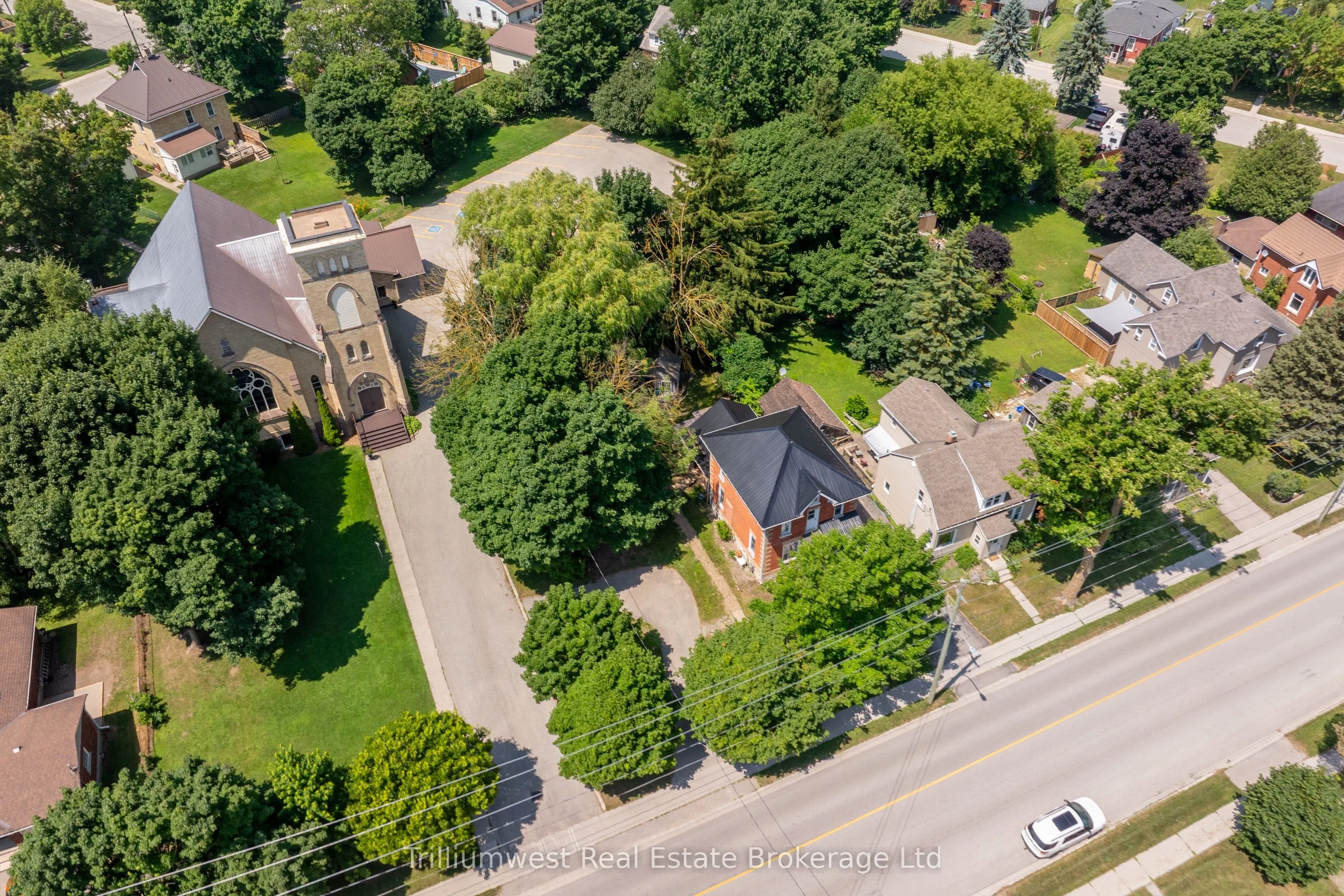 151 Frederick Street E