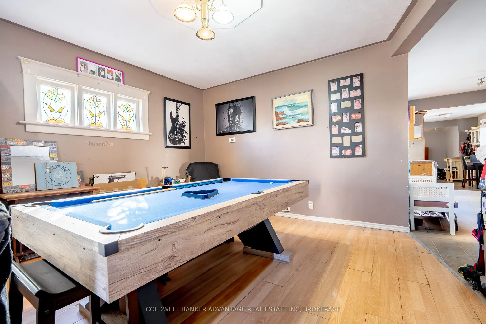 4674 Ryerson Crescent