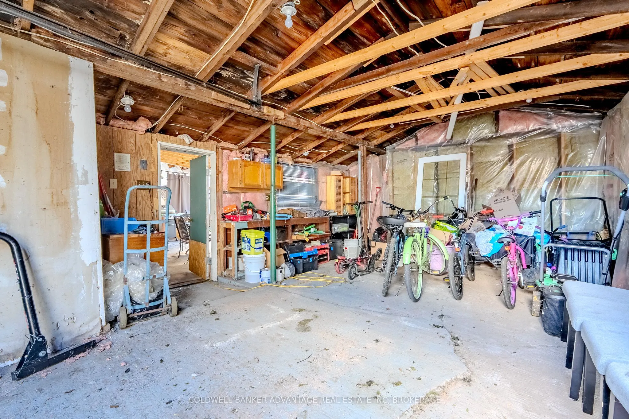 4674 Ryerson Crescent