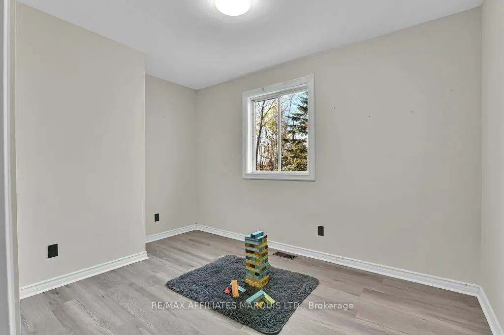21450 Concession 10 Road
