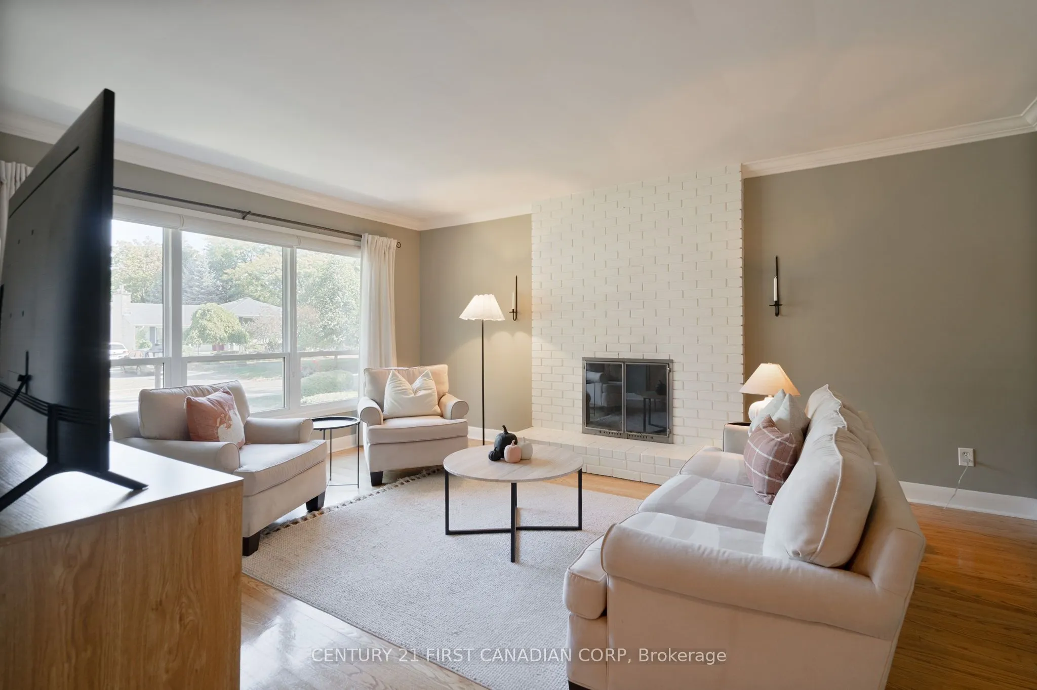 86 Mcleod Crescent