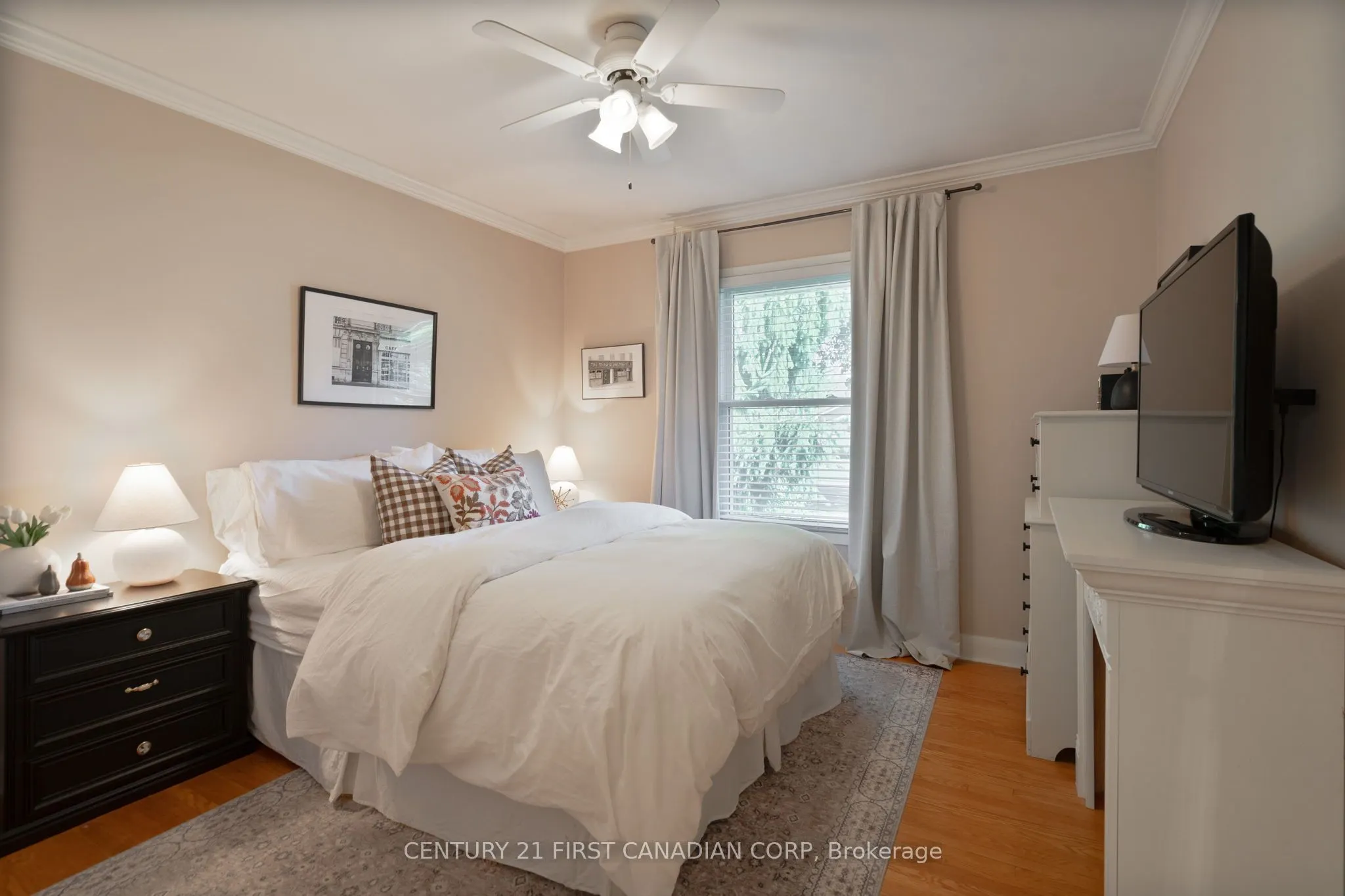 86 Mcleod Crescent