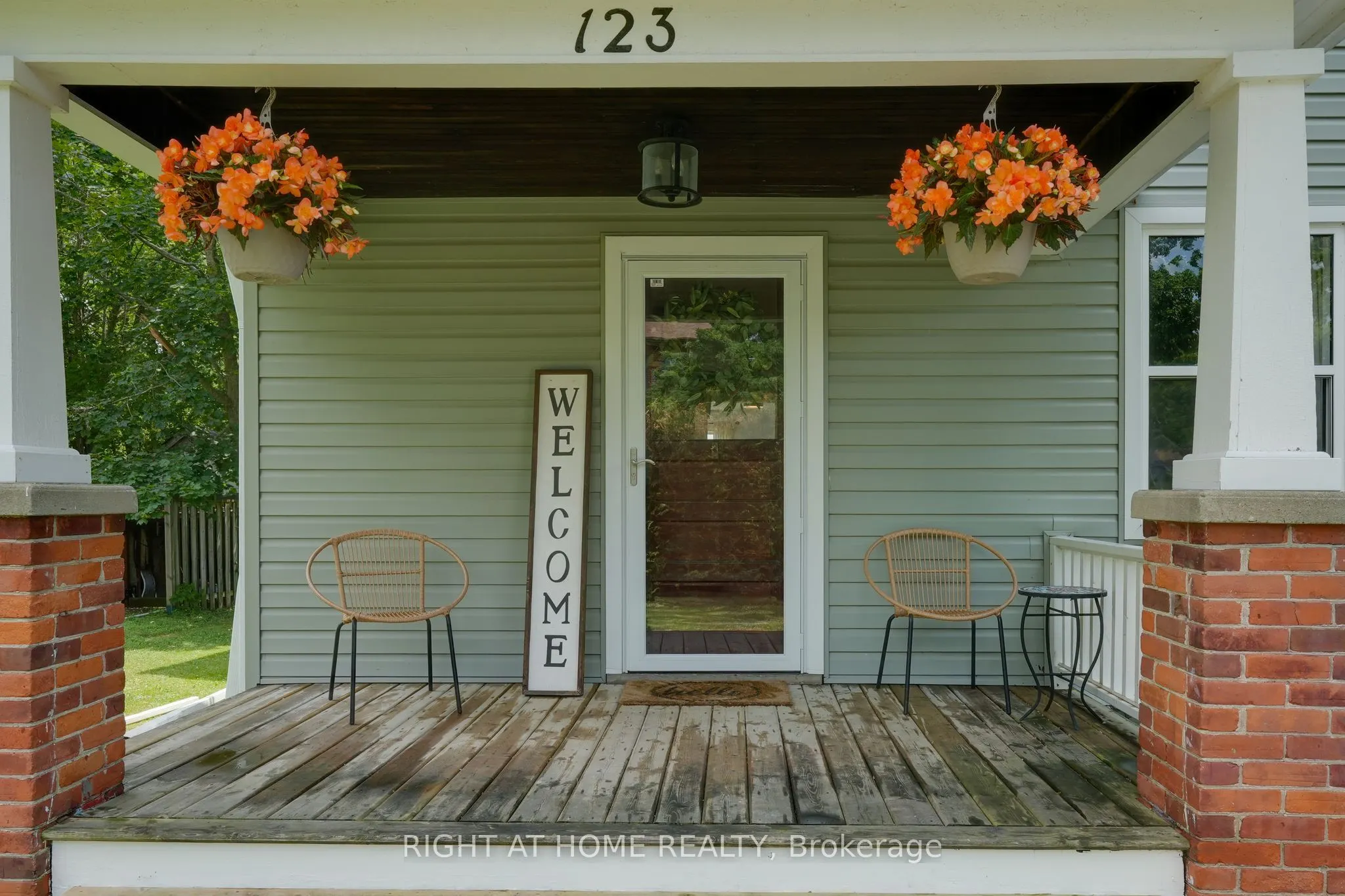 123 John Street