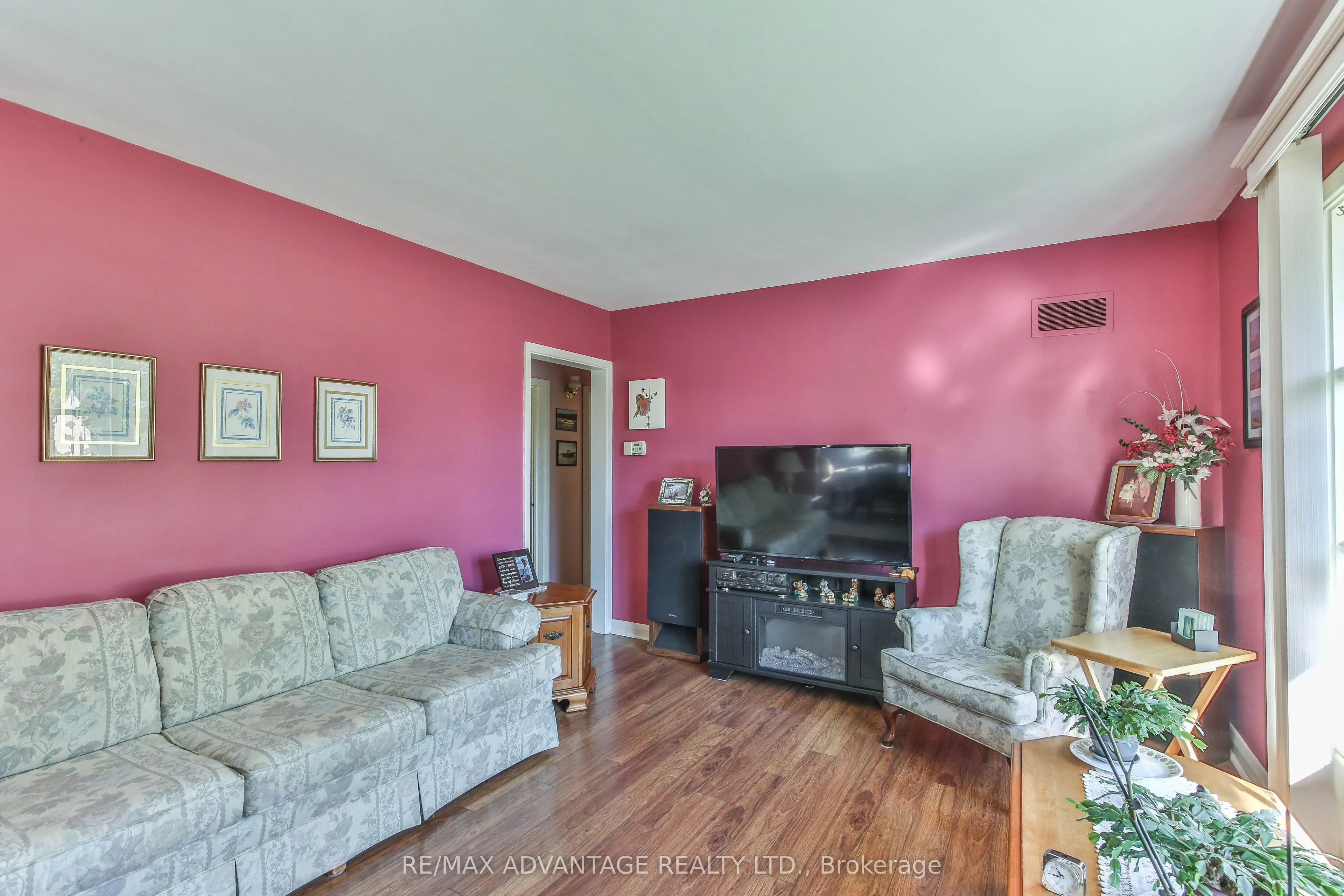 237 Rainbow Avenue