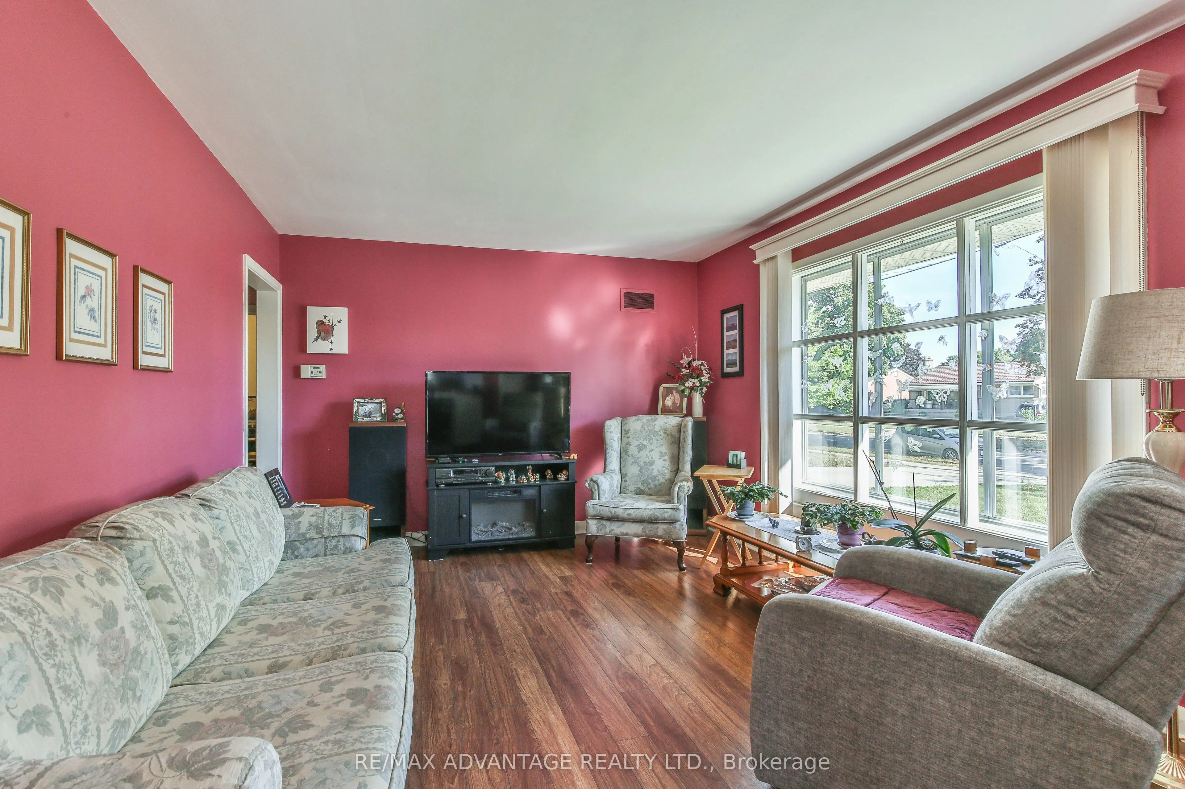 237 Rainbow Avenue