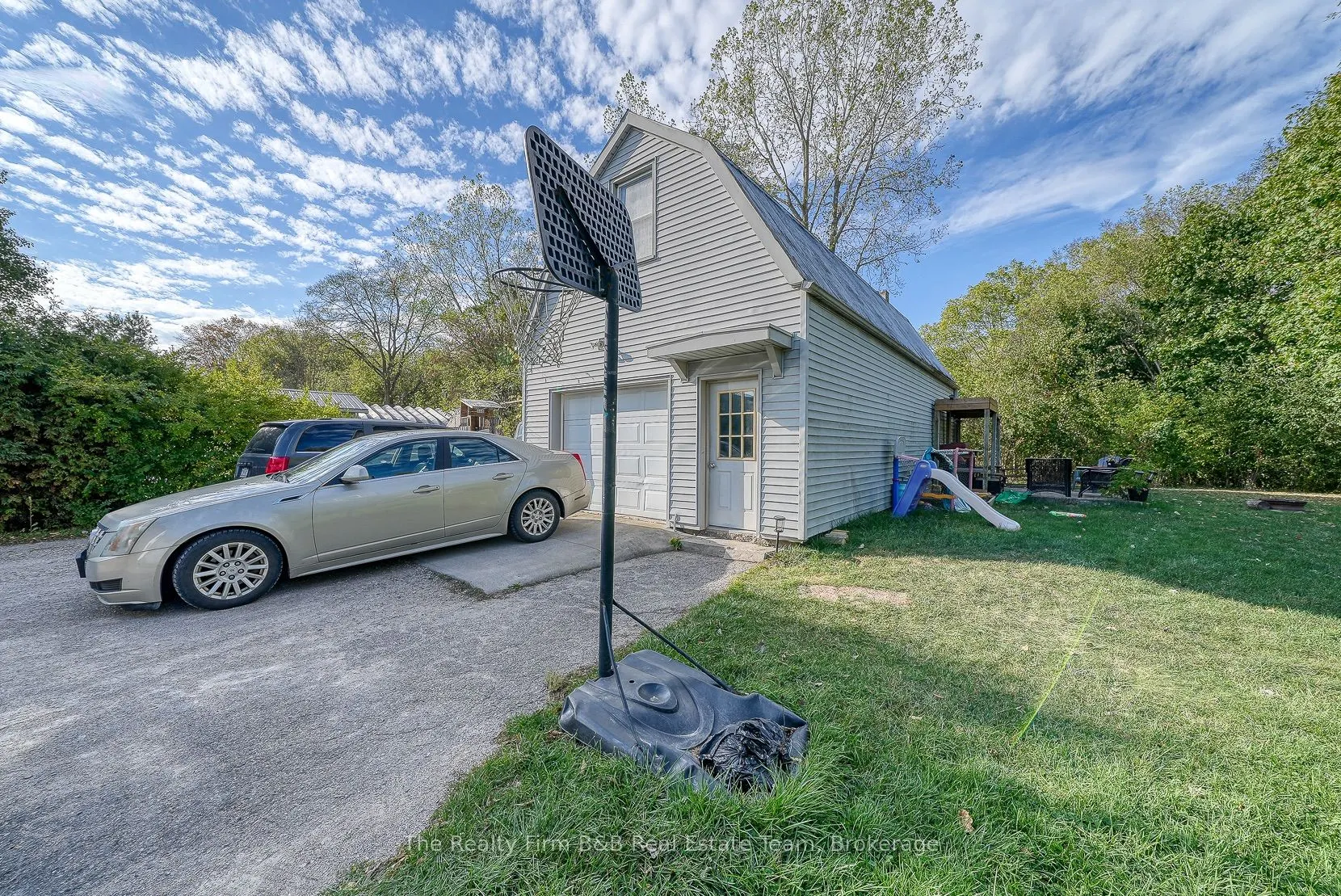 208 Victoria Street
