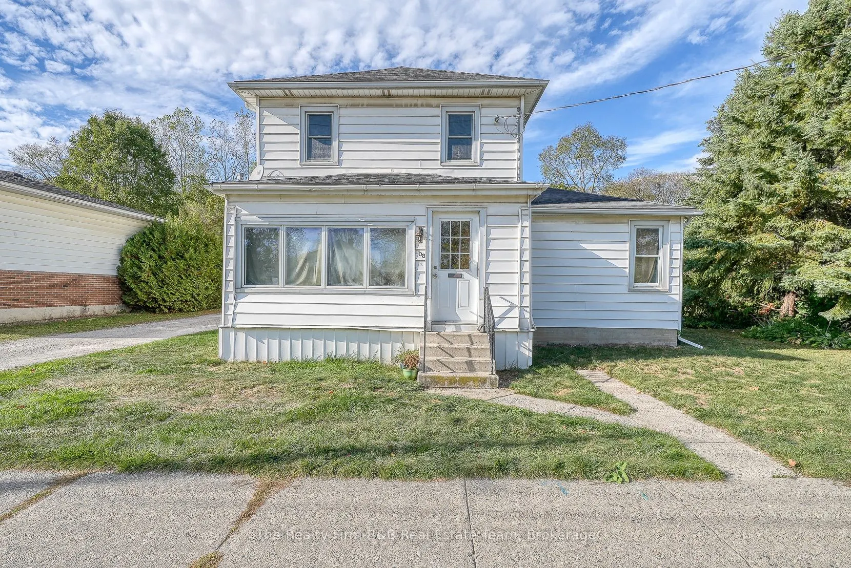 208 Victoria Street