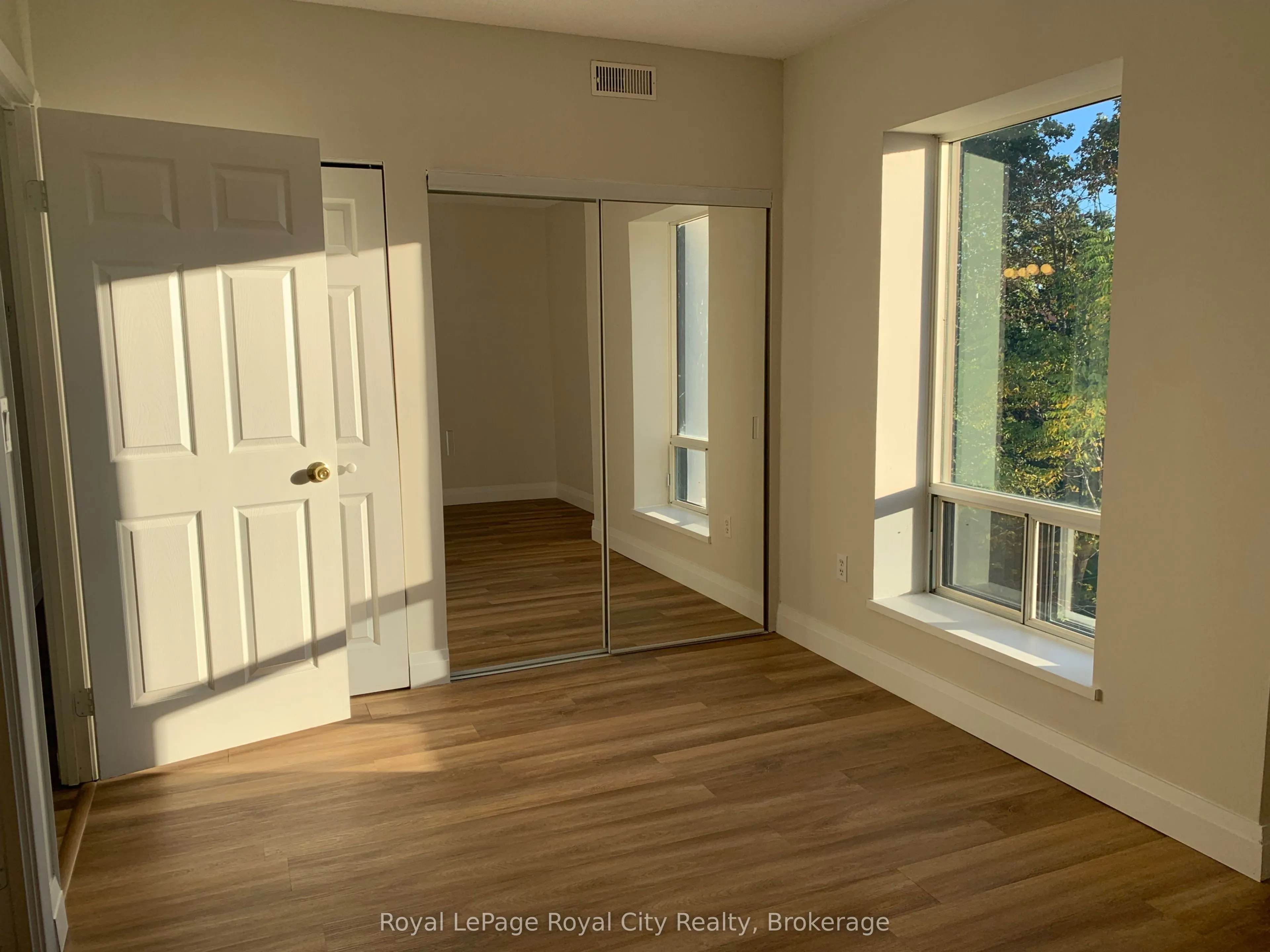 105 Bagot Street, #301