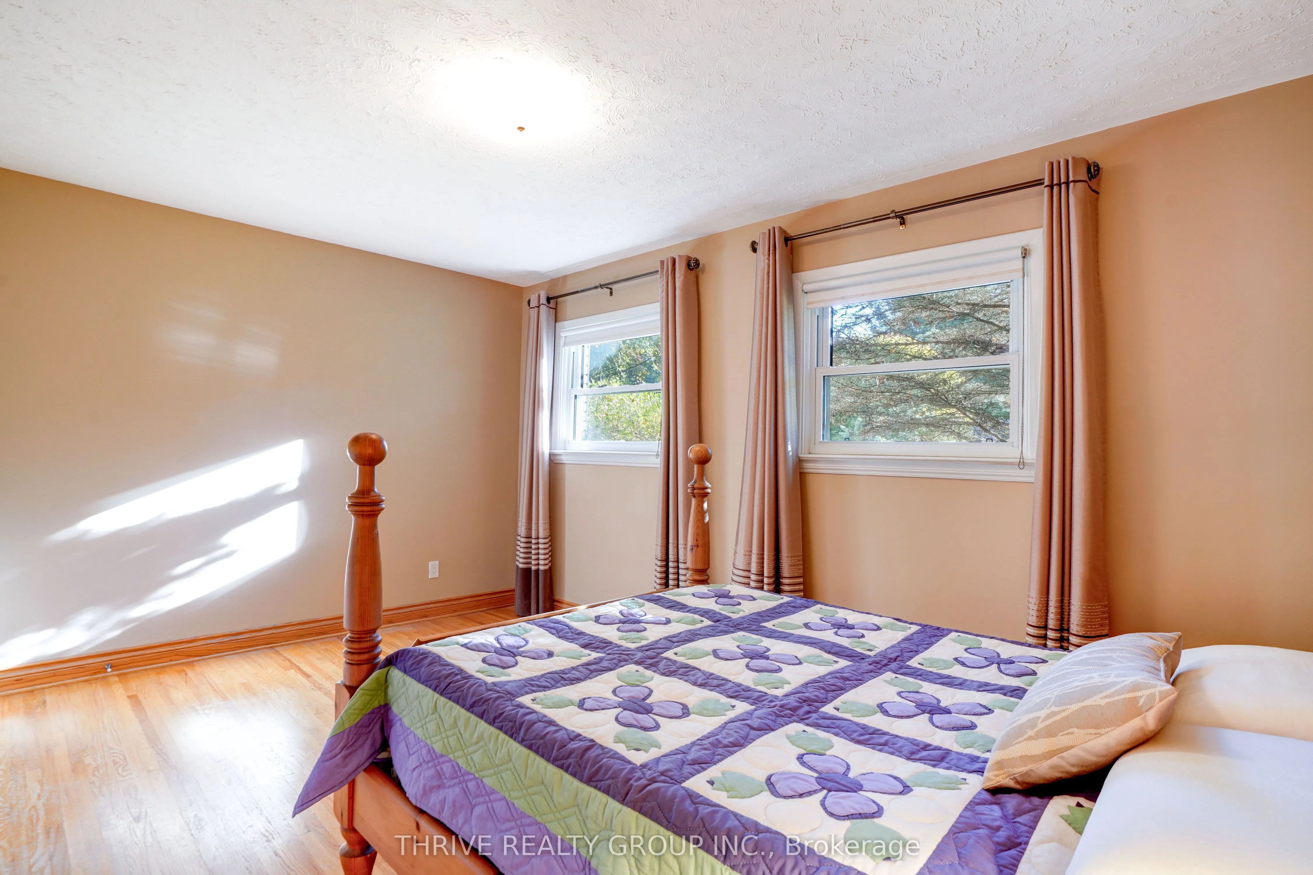 478 Glen Crescent