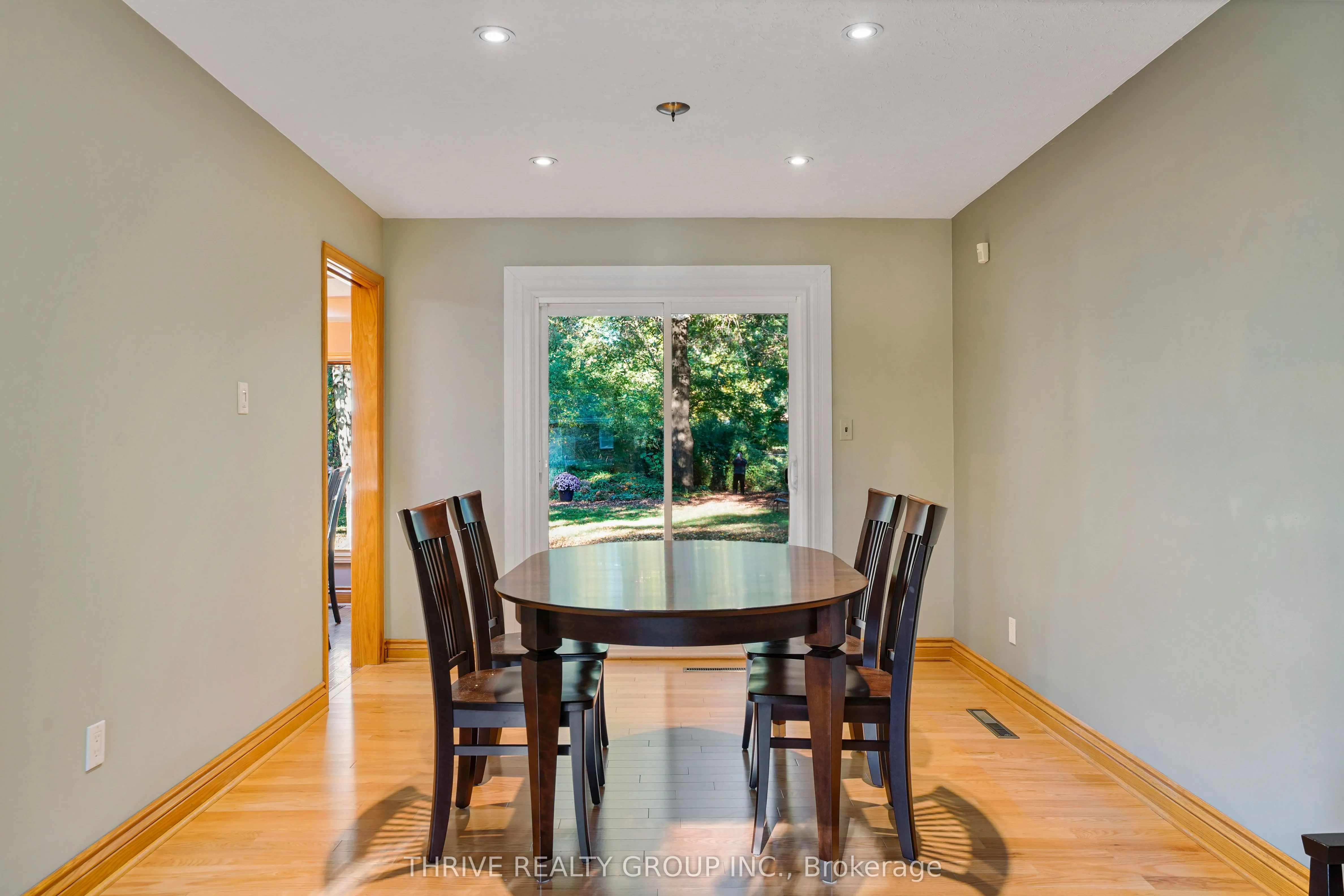 478 Glen Crescent