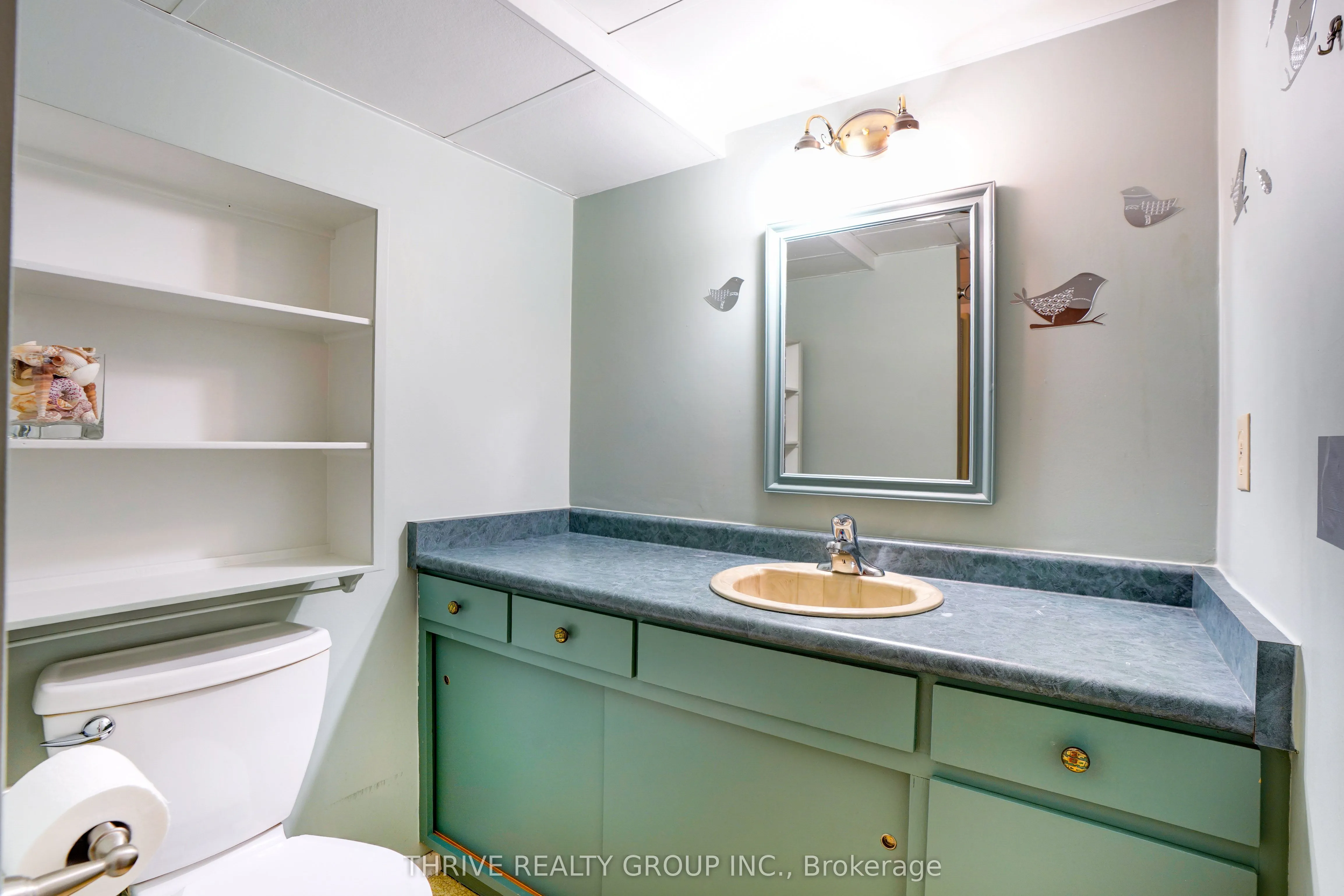 478 Glen Crescent