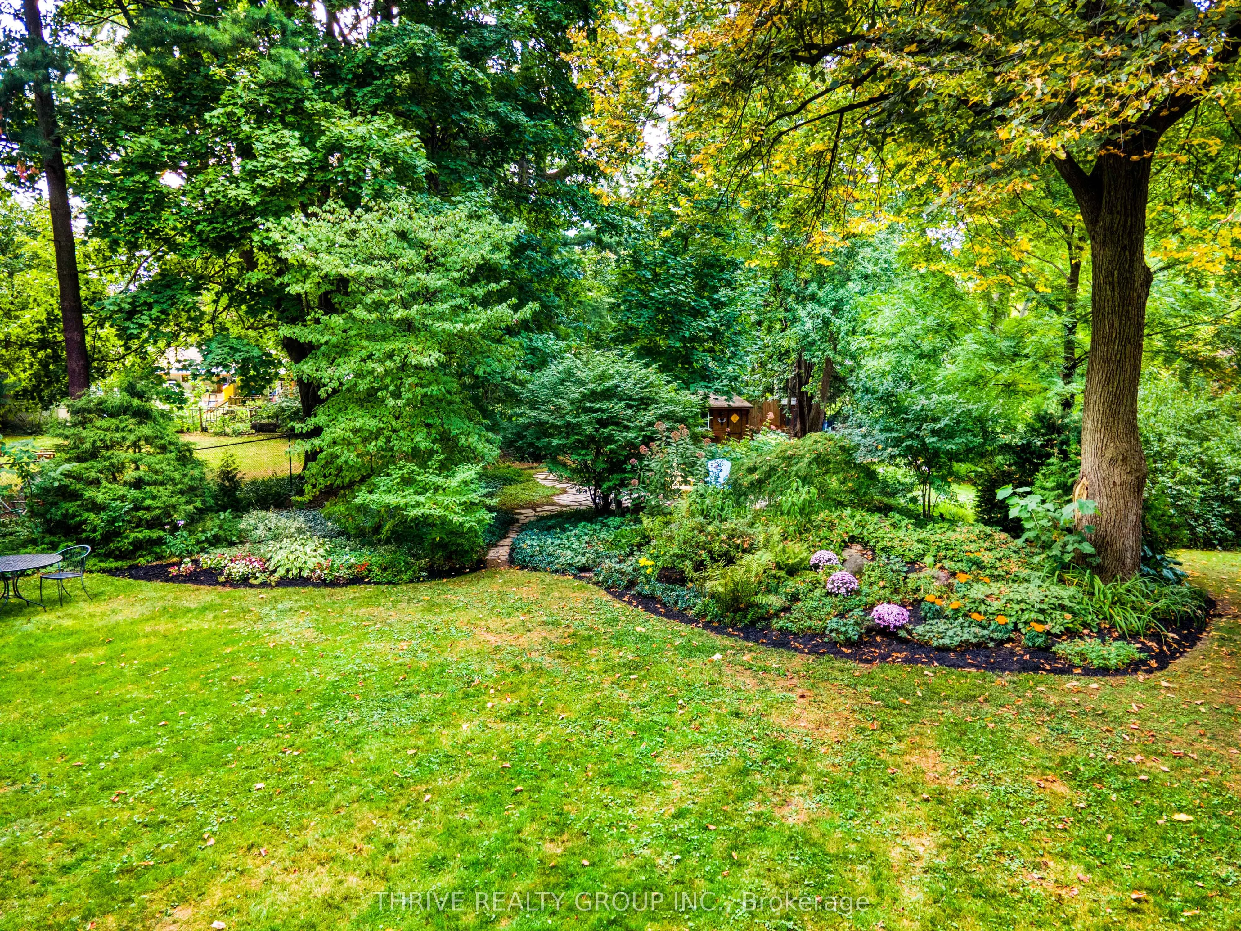 478 Glen Crescent