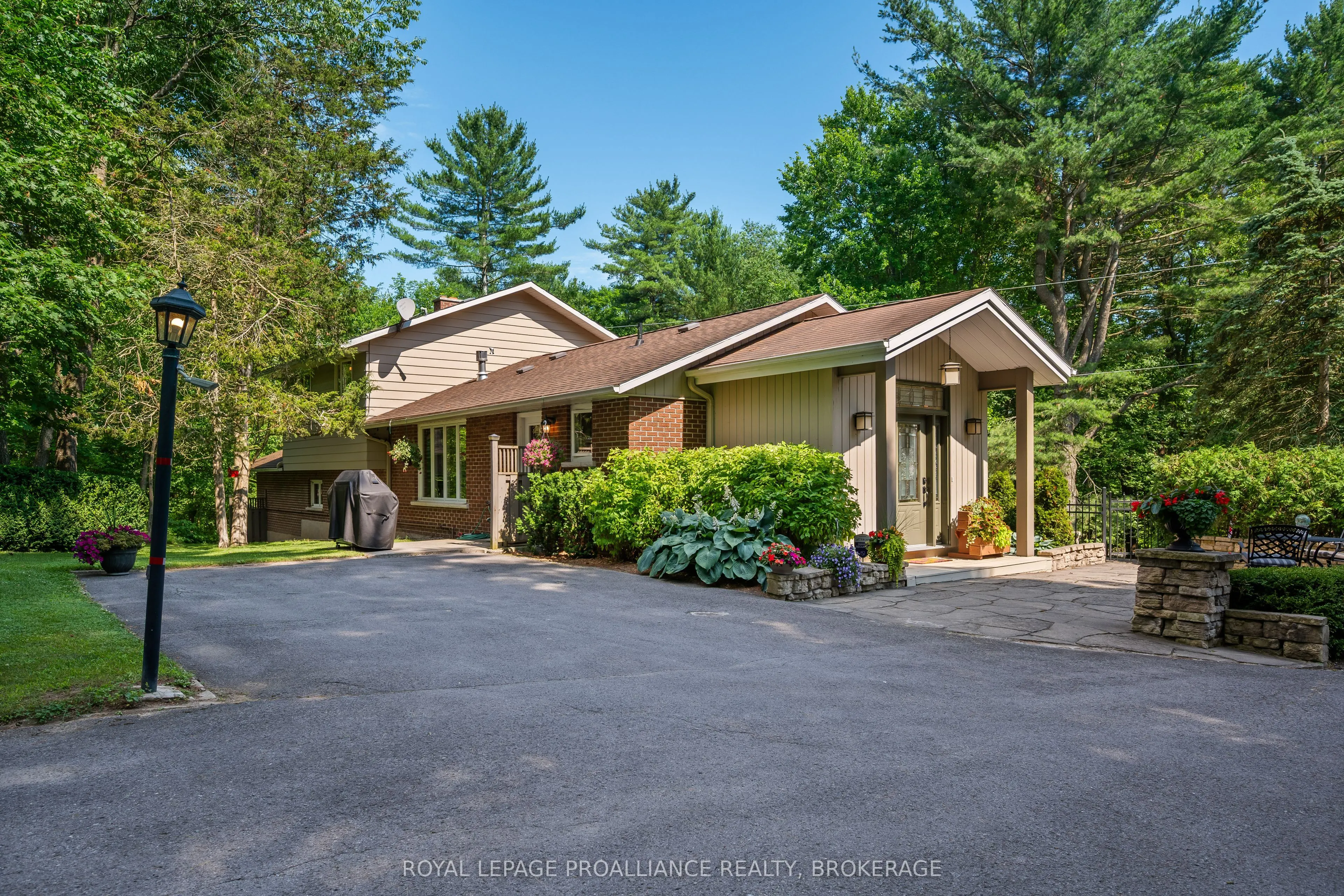 120 Cross Cemetery Road