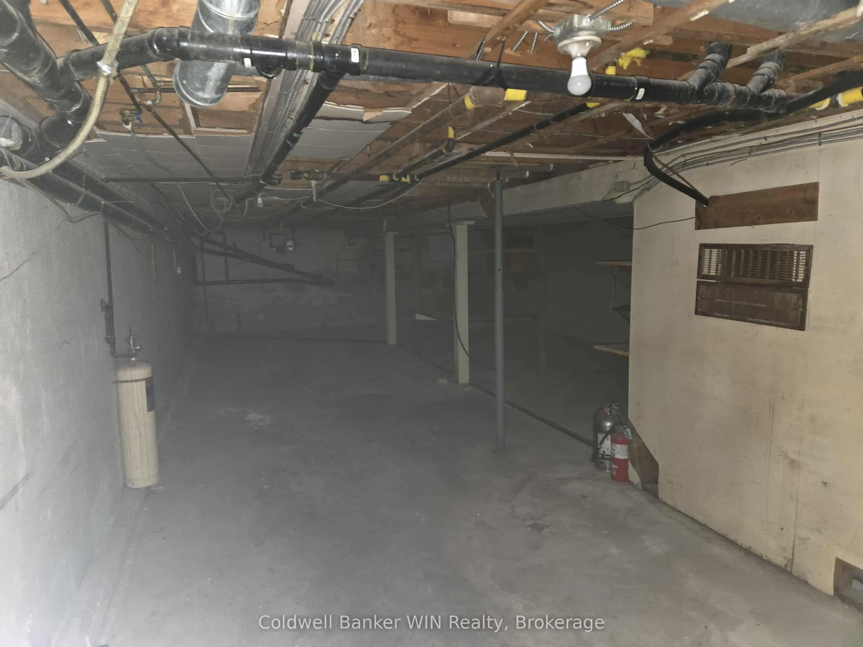 103 Main Street N