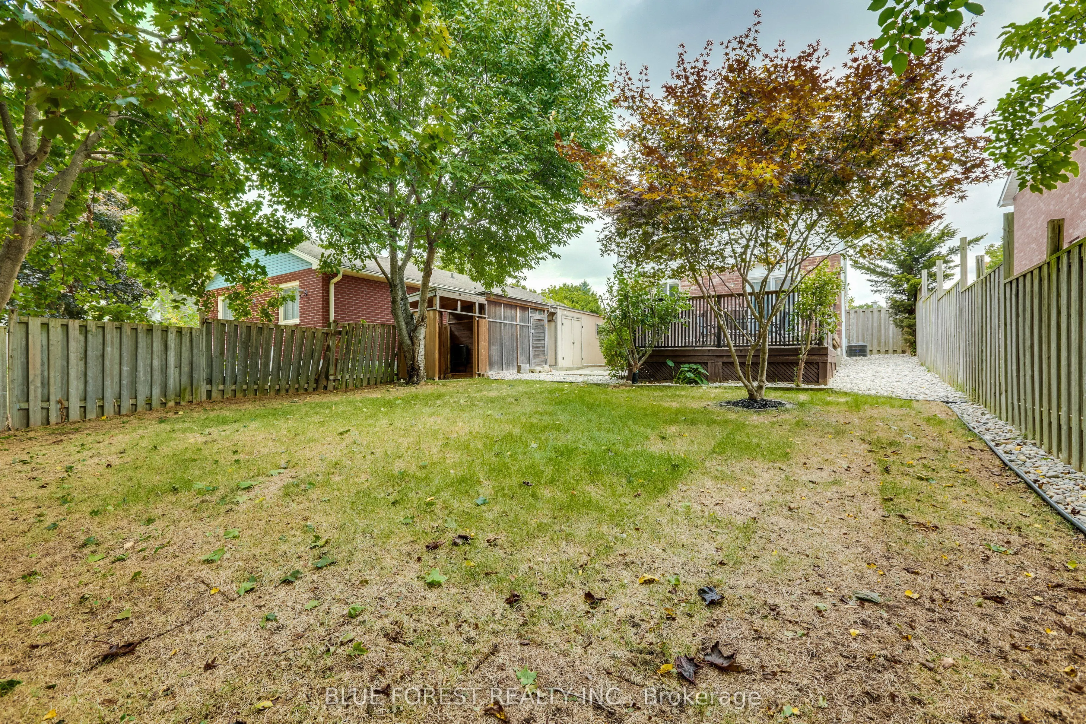 27 Loggers Grove