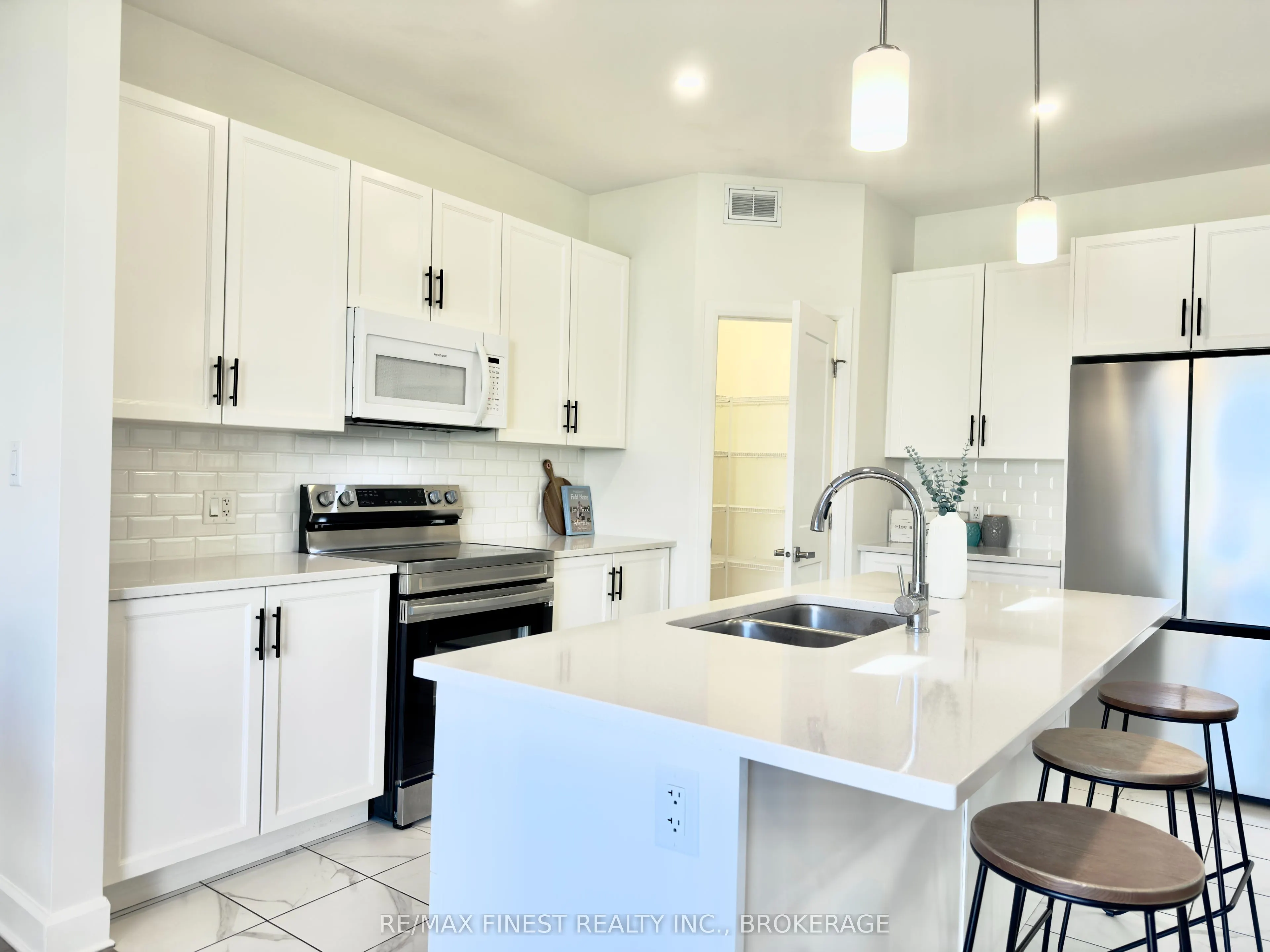 1391 Andersen Drive