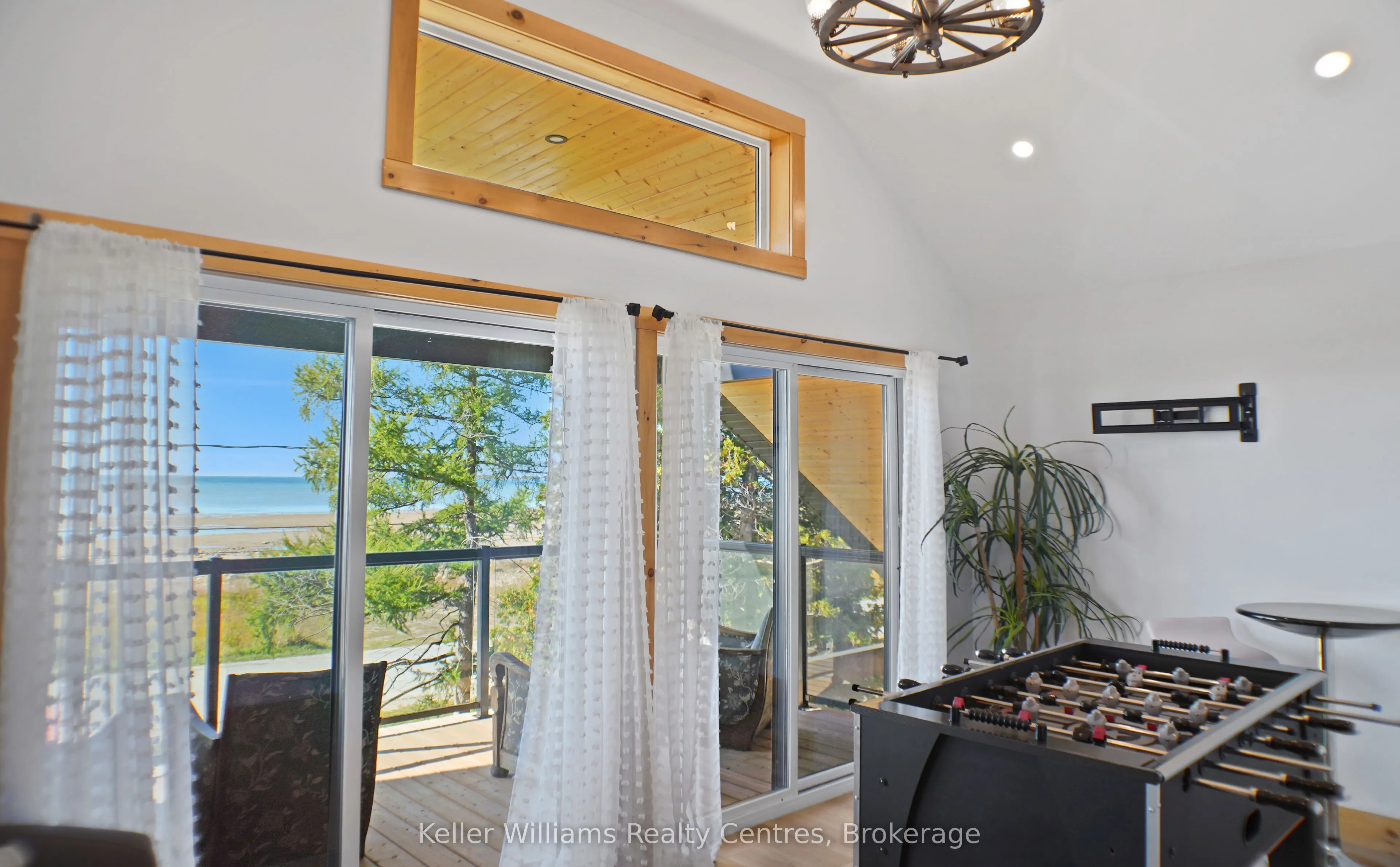 315 SHORELINE Avenue