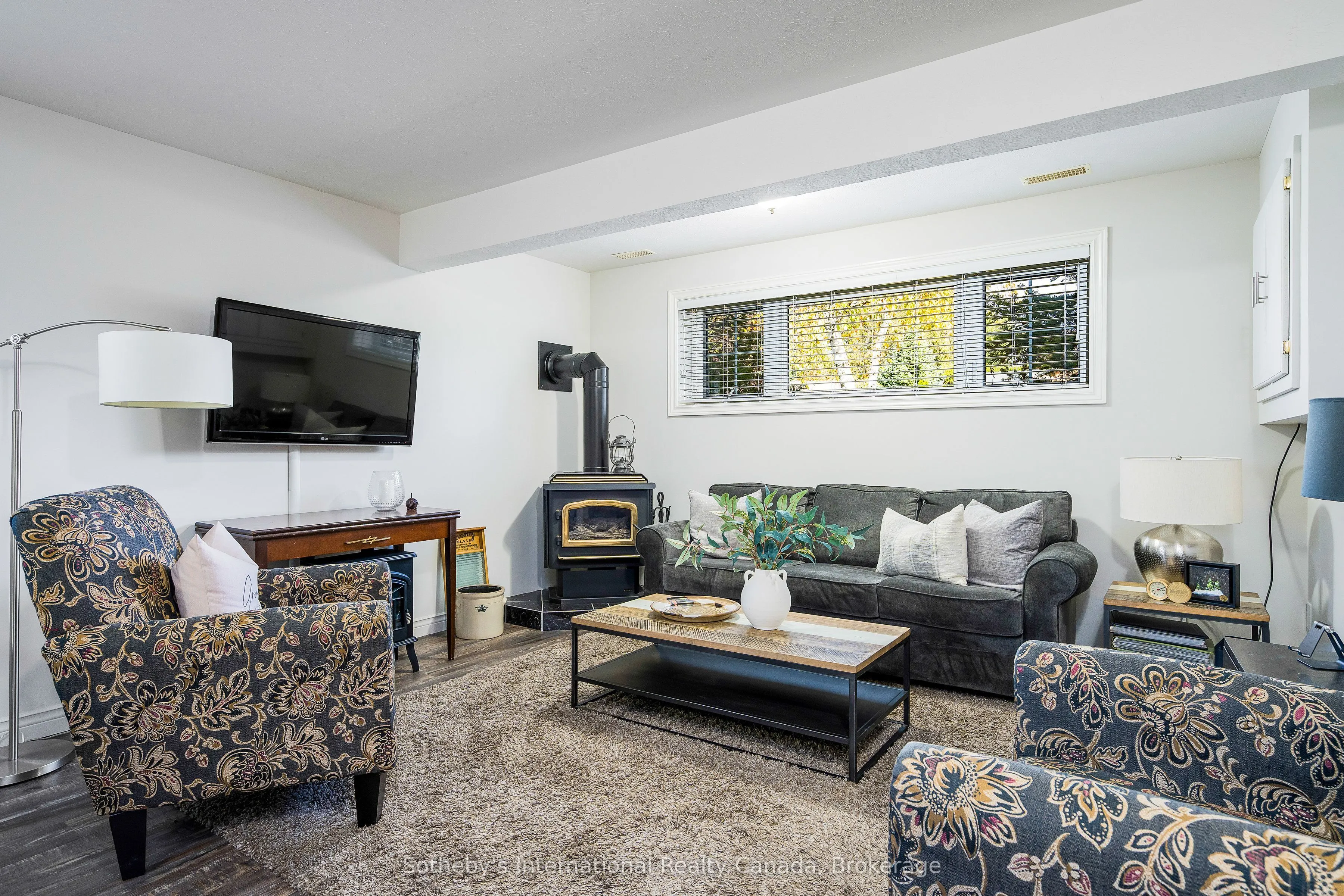 26 Country Crescent