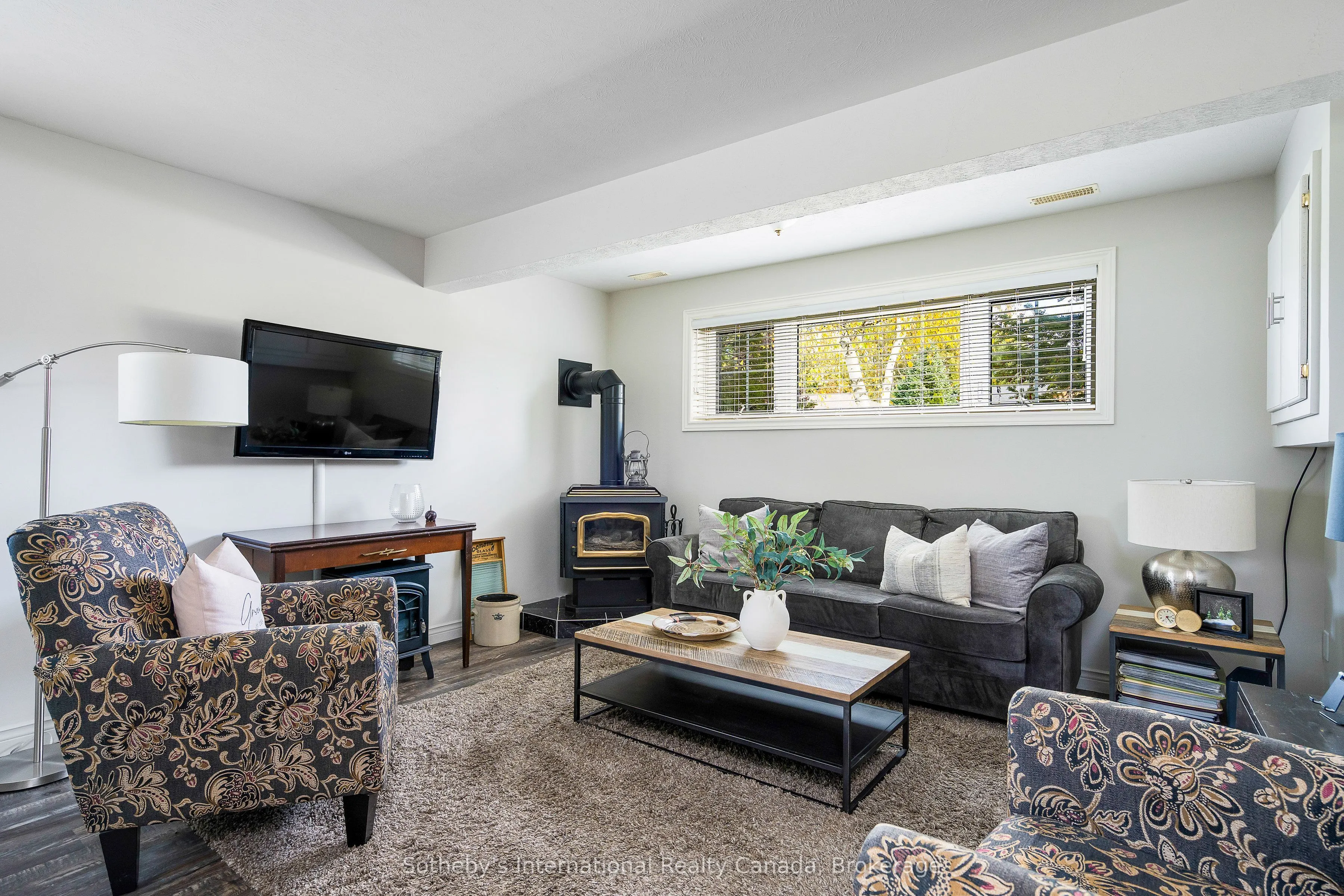 26 Country Crescent