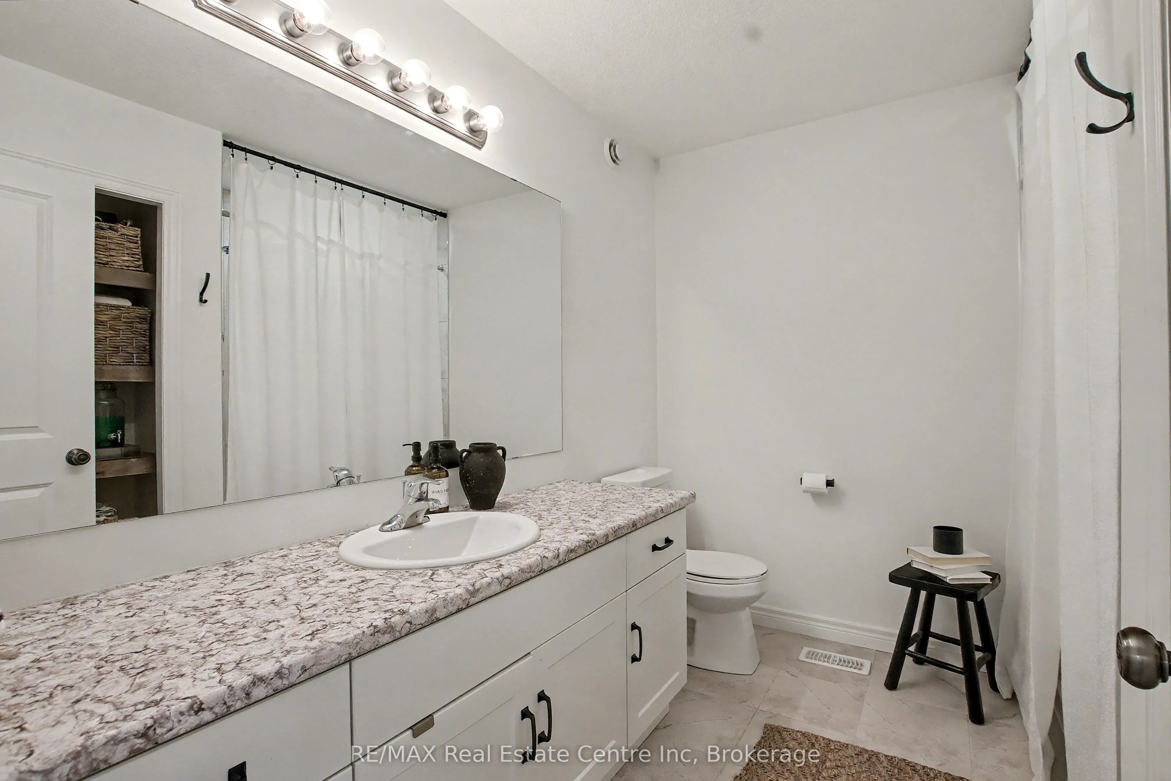 22 Marshall Drive, #7