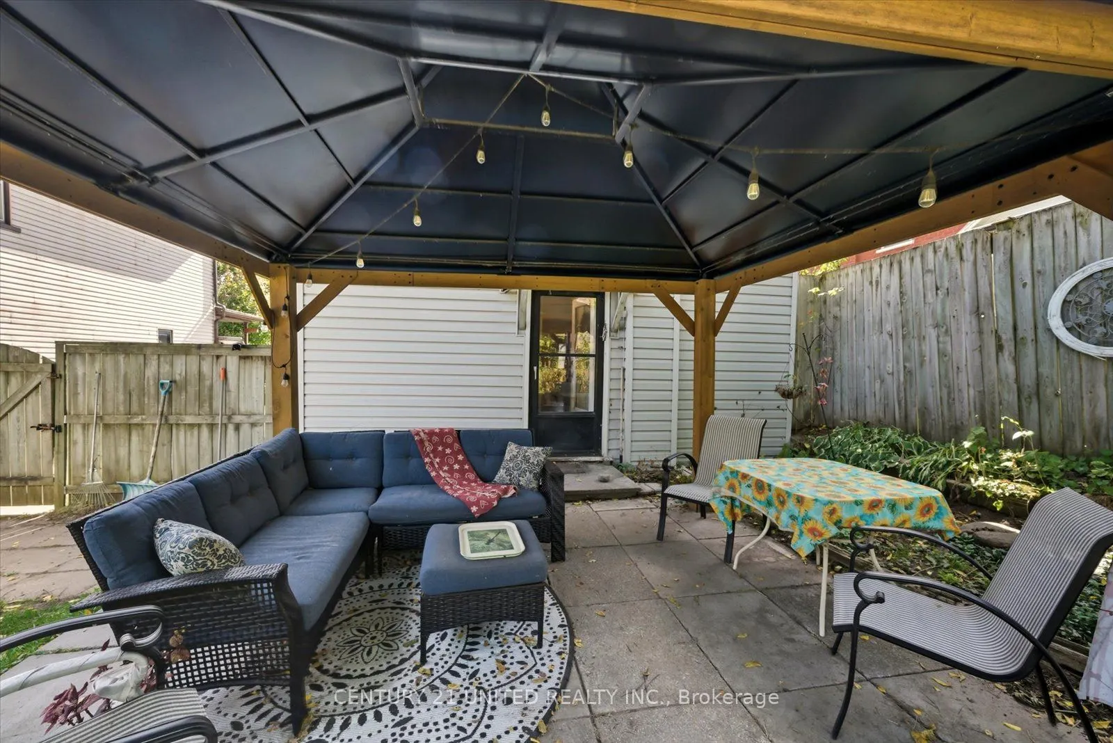 536 Bolivar Street