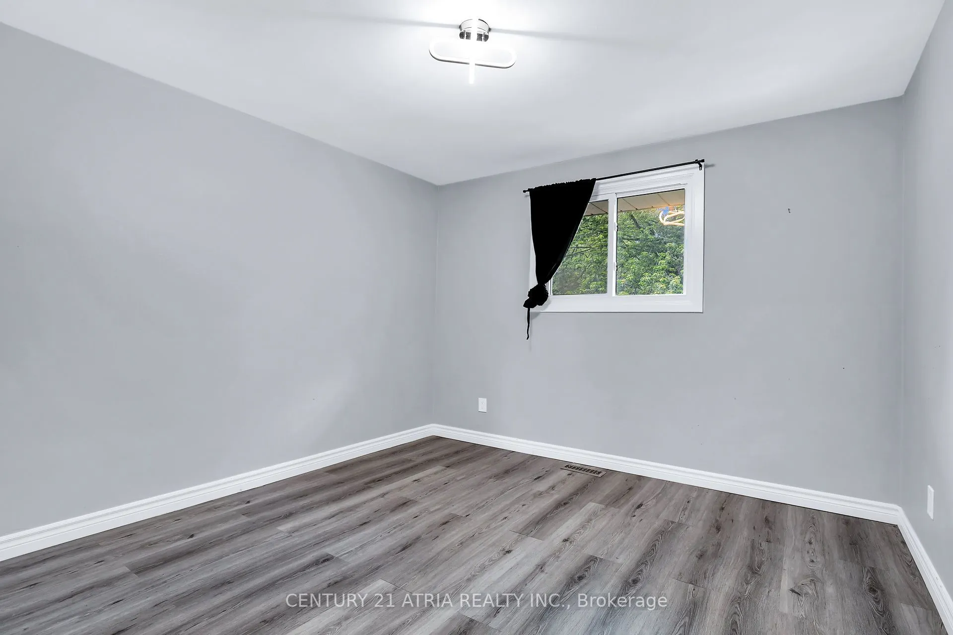 195 Ensign Drive