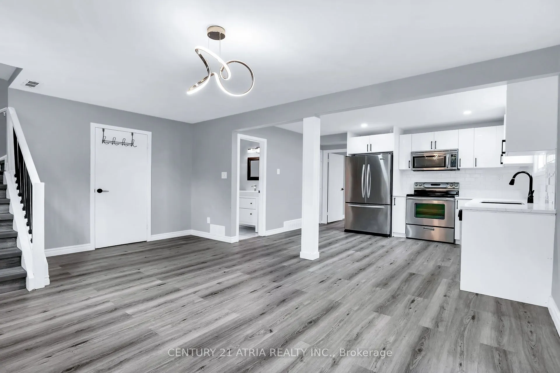 195 Ensign Drive
