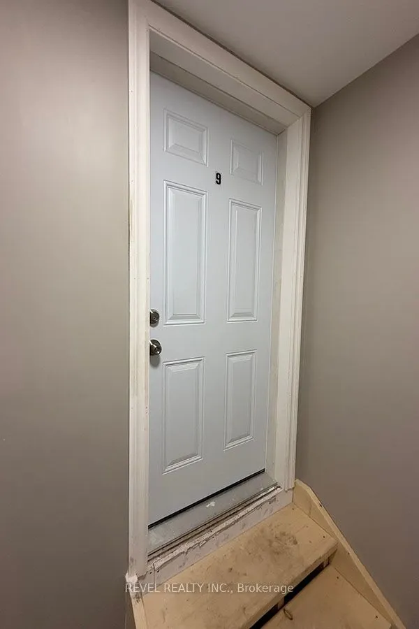 9 Crosier Street
