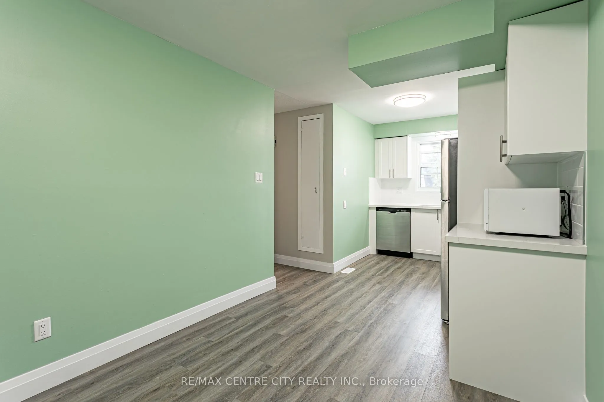 900 Pond View Road, #42