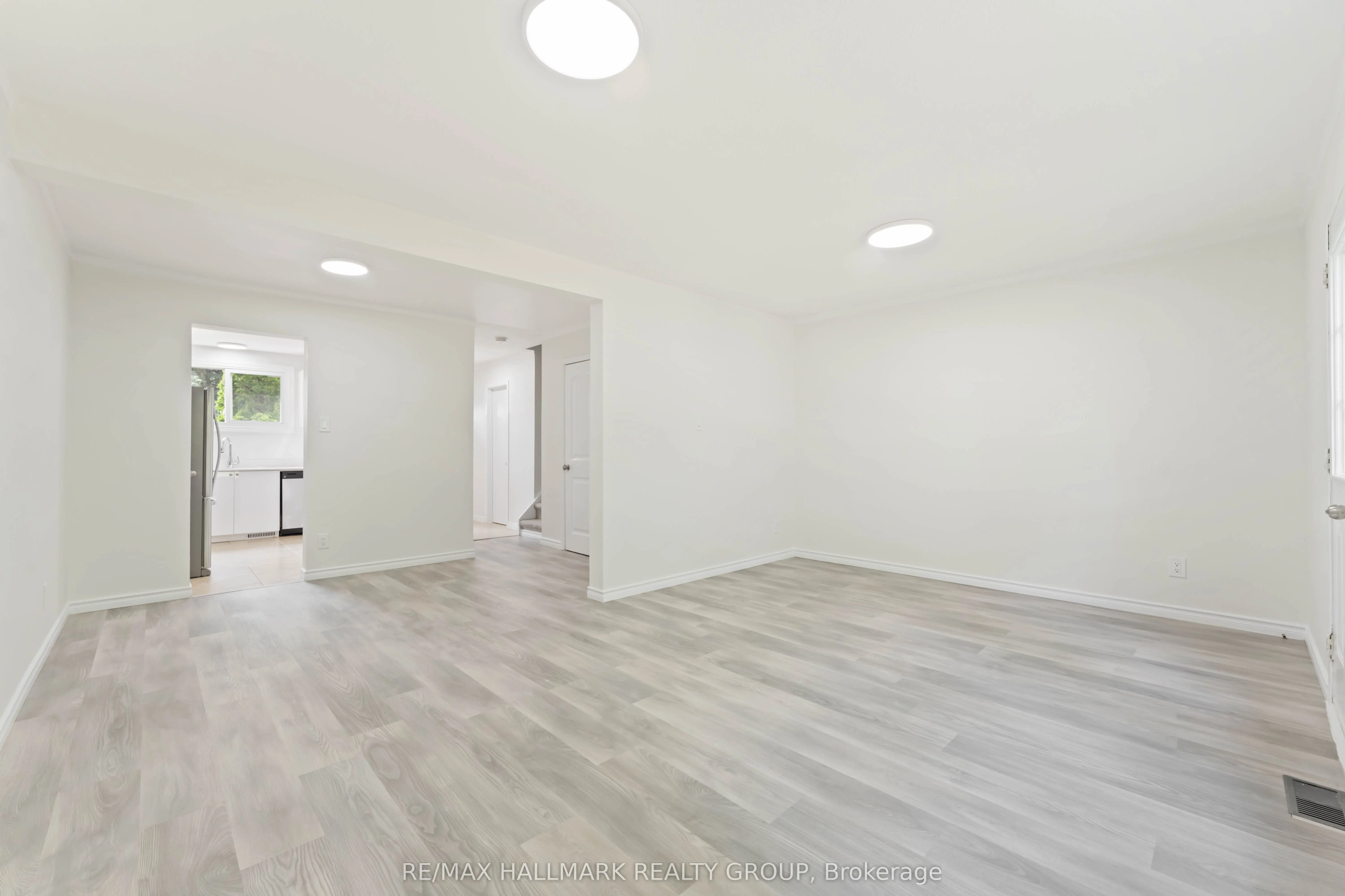 1441 PALMERSTON Drive, #317