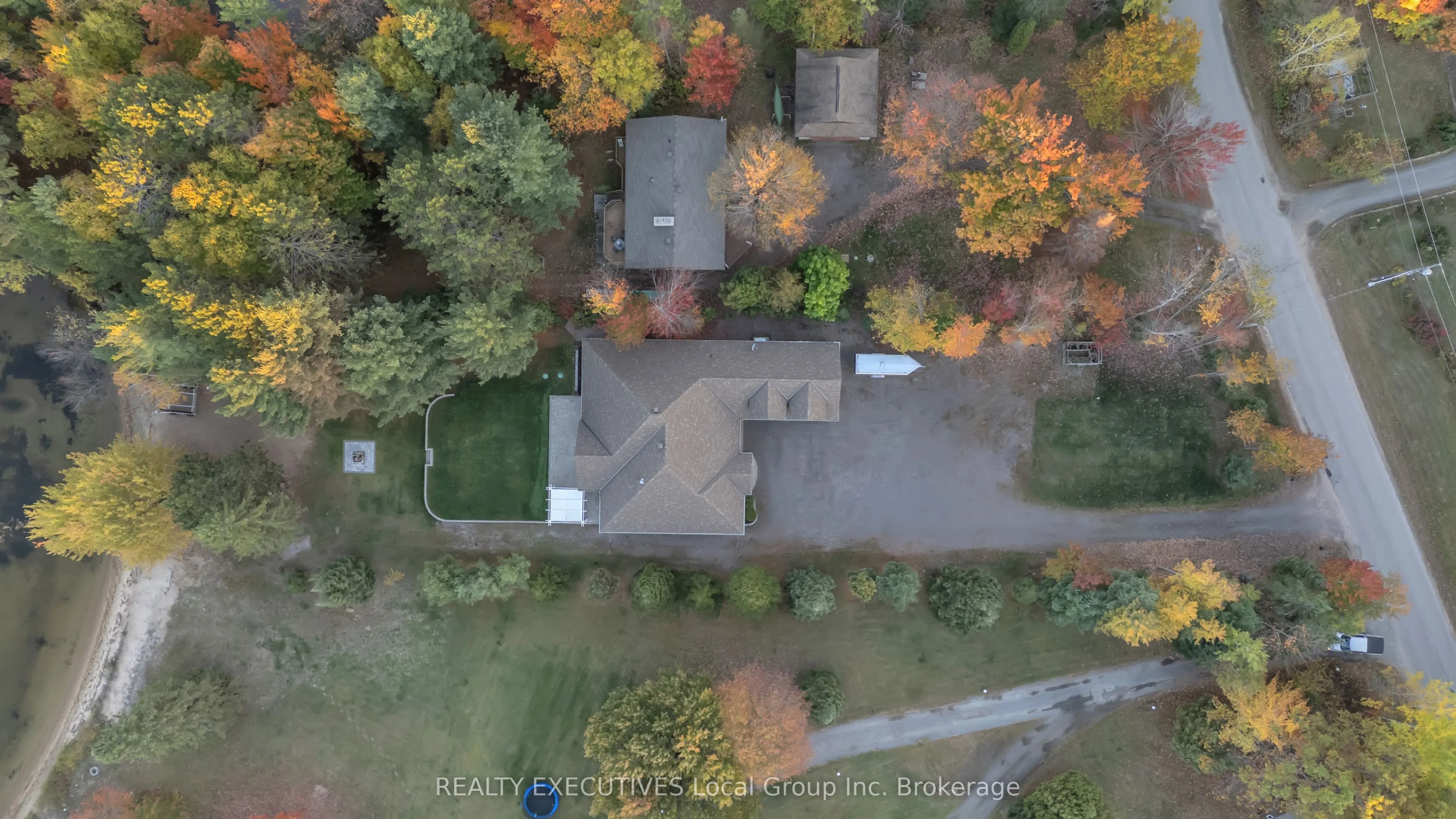 34 SUNRISE BAY Drive