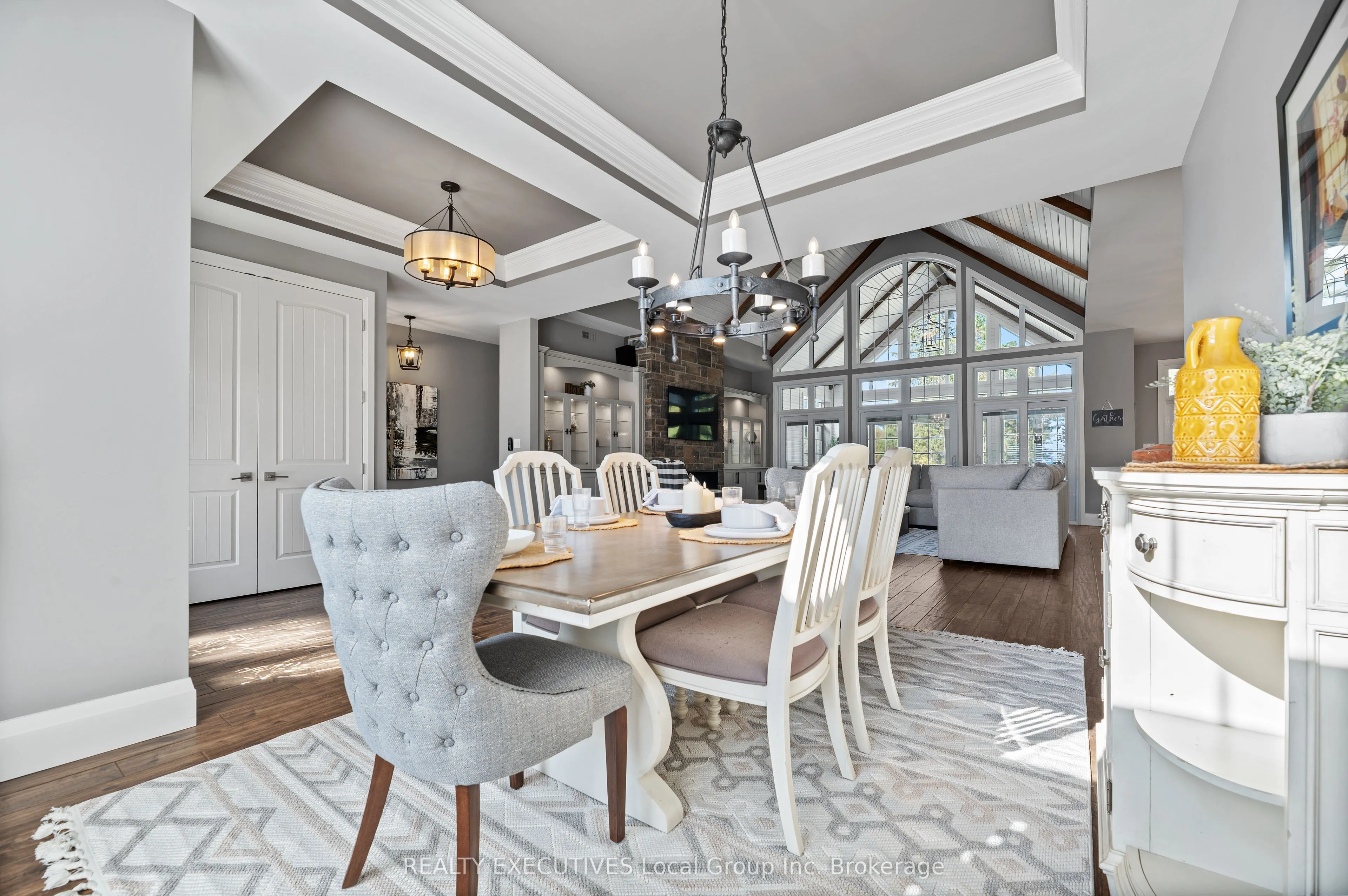 34 SUNRISE BAY Drive